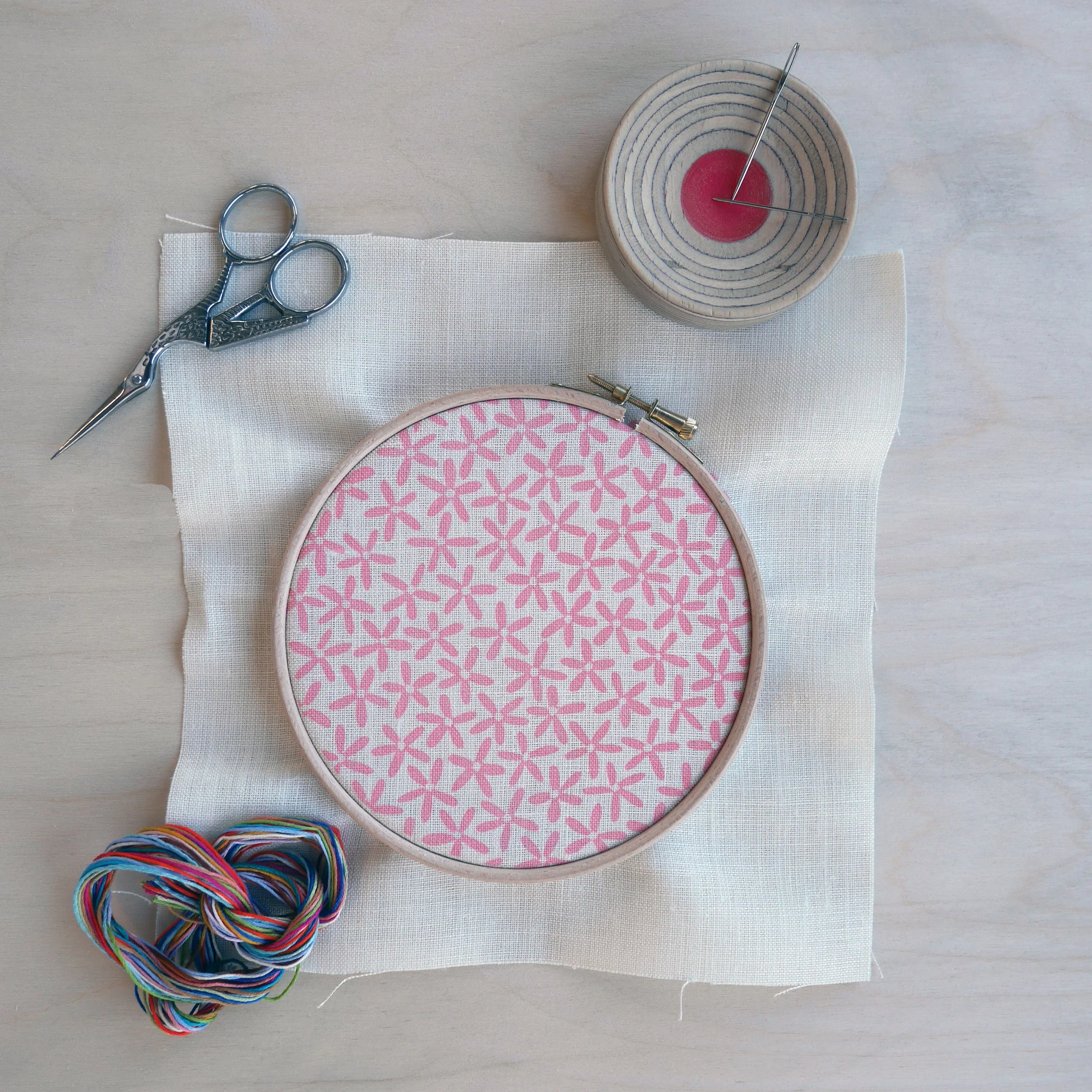 Daisy Chain Embroidery Kit — Stitch School