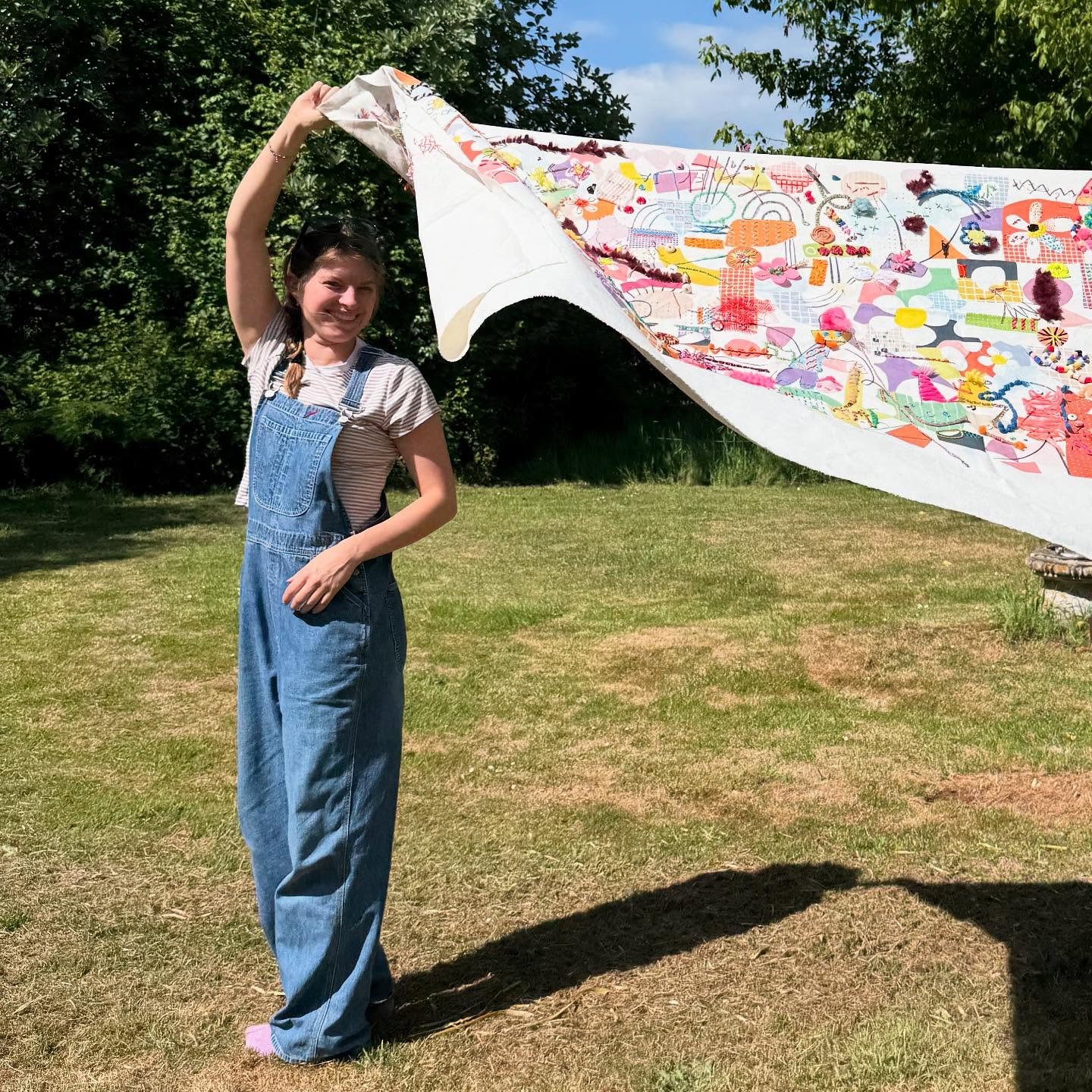 Stitch-School Table Pop-Up! 
Next stop - Chippenham, Wiltshire 14th June 

Come and visit @_whateverstudios for their Textiles Day! 

Hosted by @smithomatic_ and @its.mayas.life - Pre-loved clothes market and craft activities! 

Cloth design - &lsquo