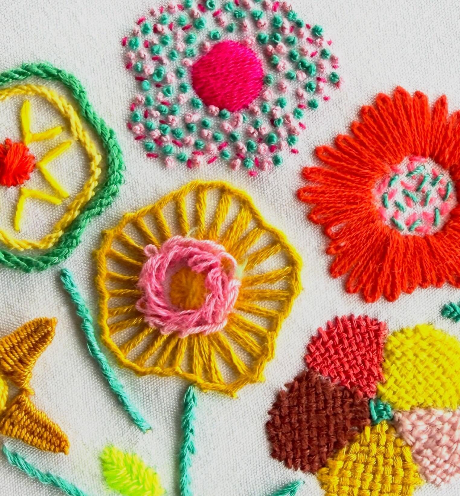 New workshop dates in our bio! 🌸🌸🌸🌸🌸

Run by Stitch-School founder Melanie Bowles who encourages a playful approach to explore the vast range of embroidery stitches. 

Focus on learning stitches for relaxation, cognitive challenge and creativity
