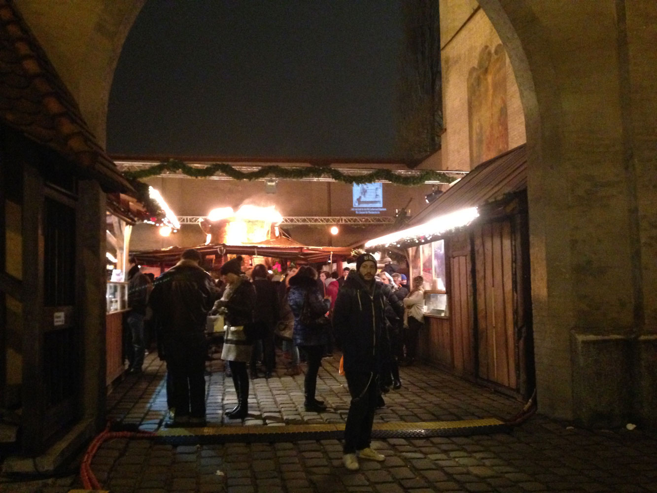 Munich-gluhwein2.jpg