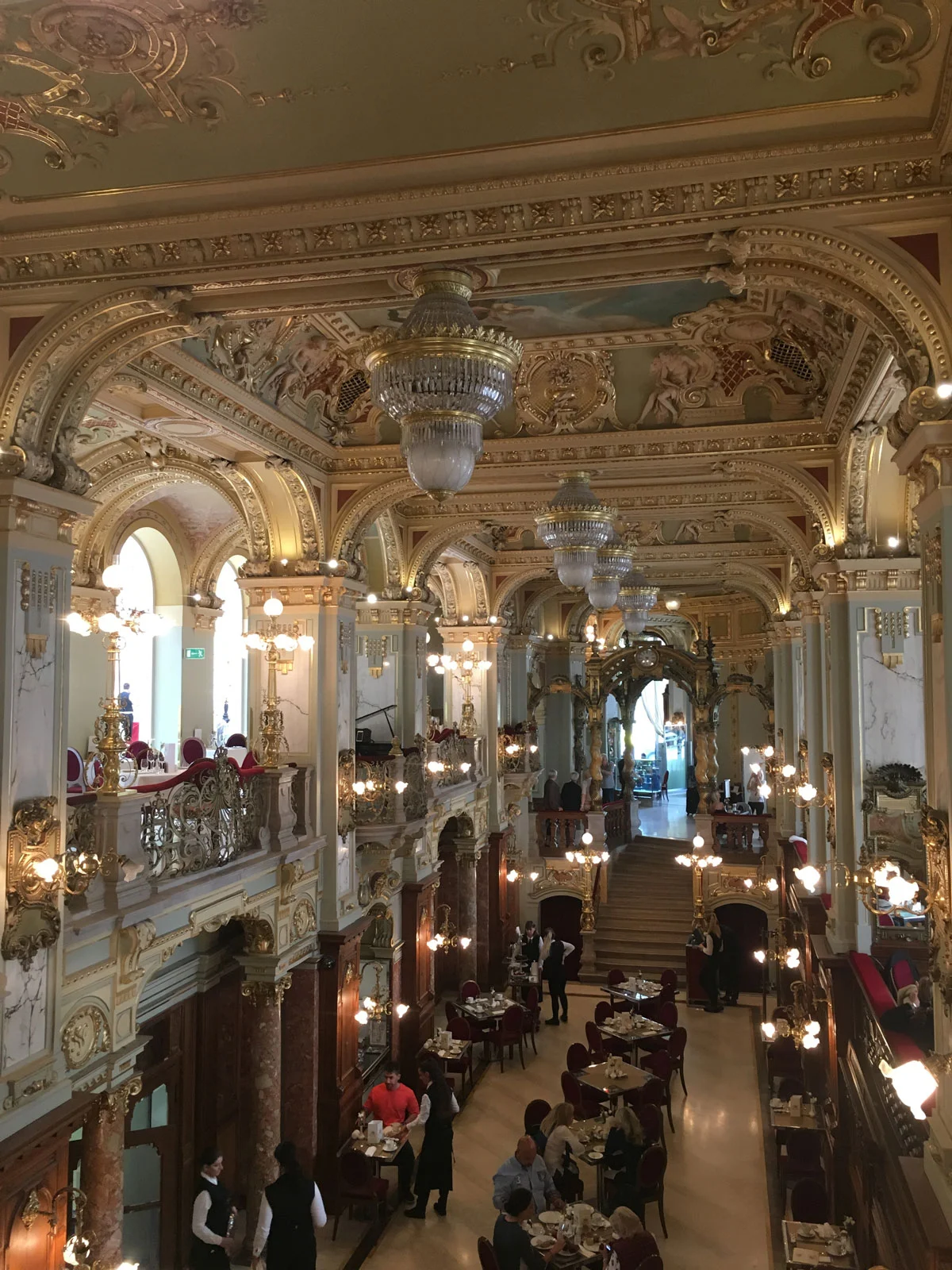 new_york_cafe4.jpg