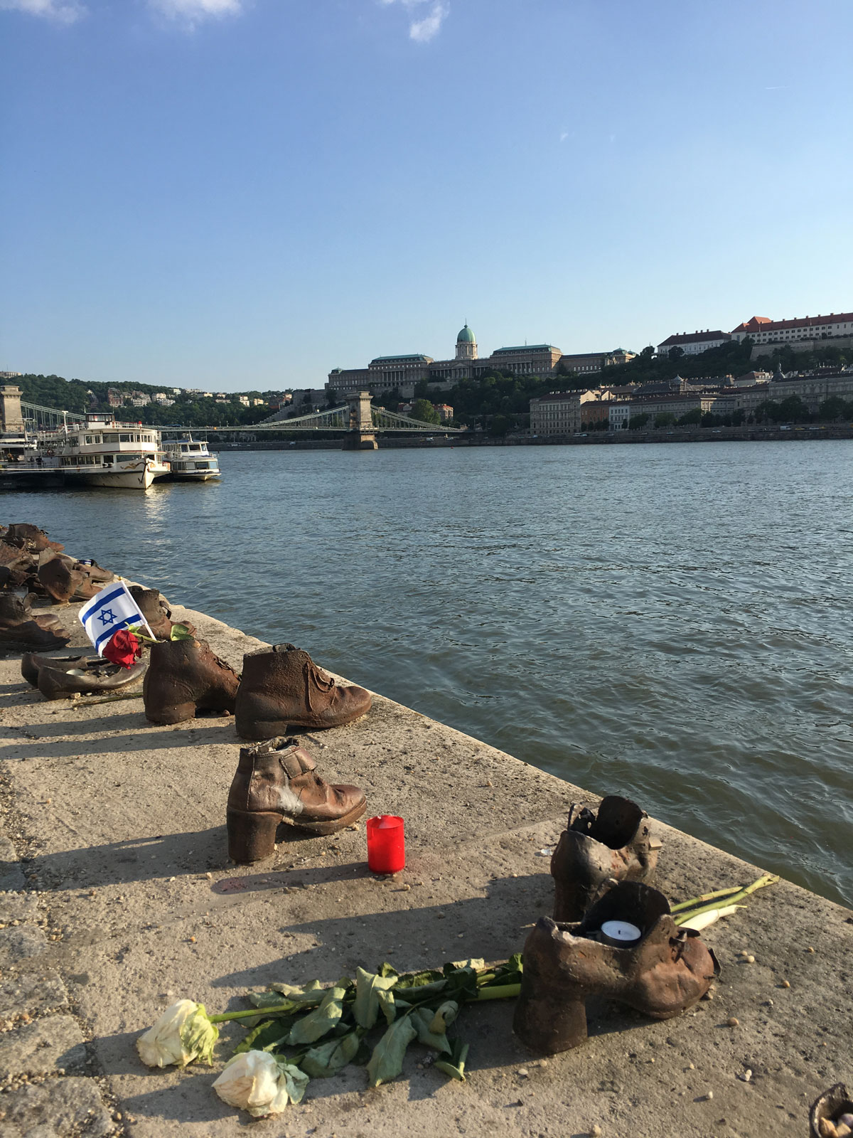 shoes_on_danube.jpg