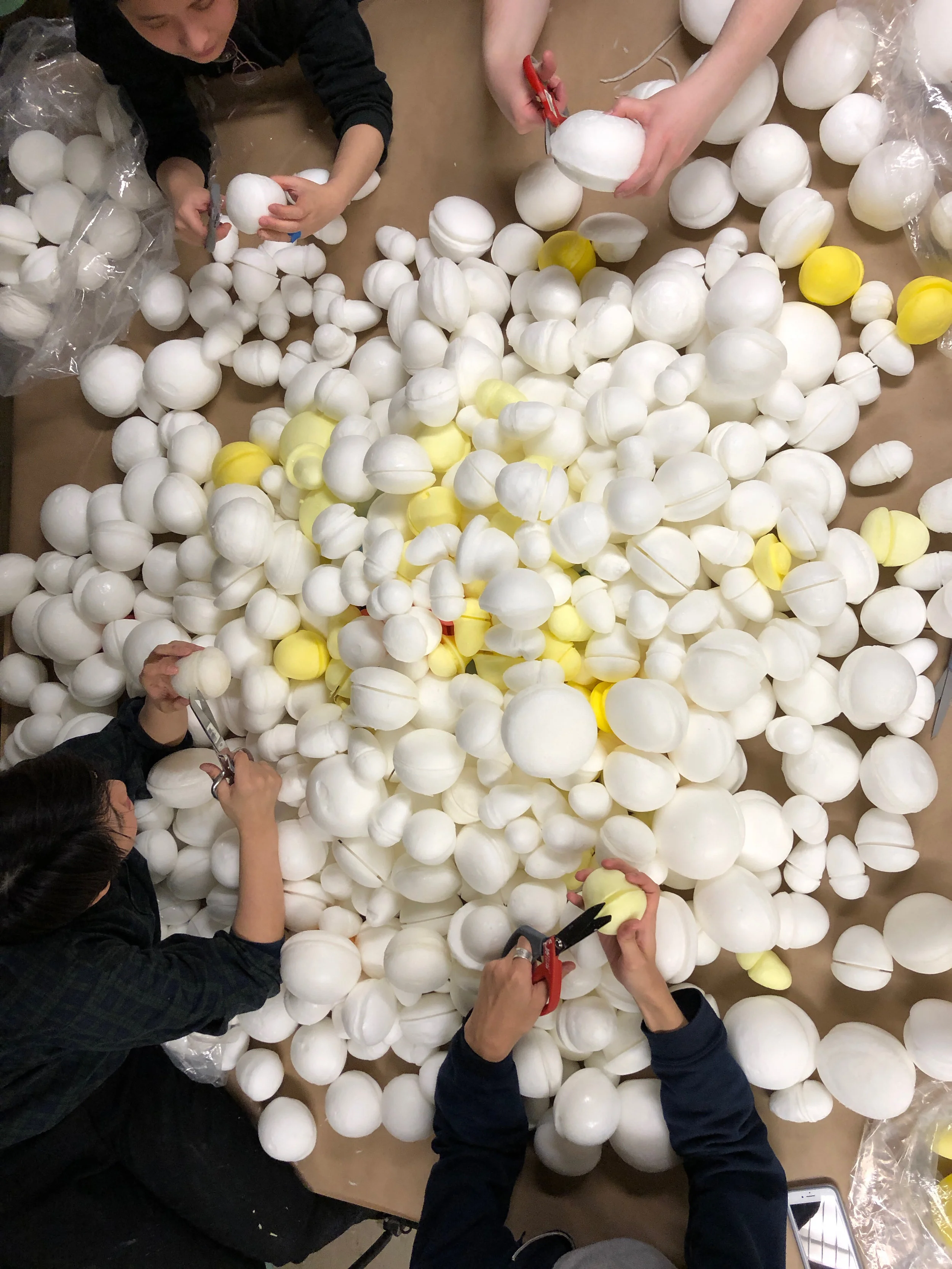 Quality check of the foam mushrooms 