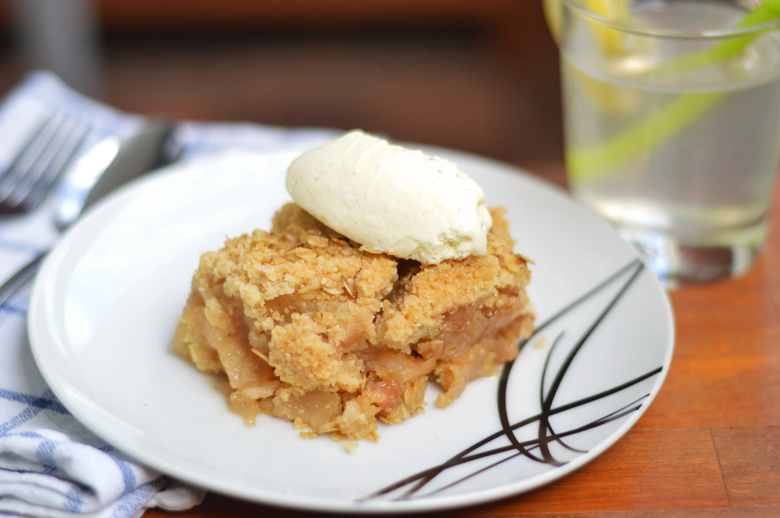 Apple Crumble (2).jpg