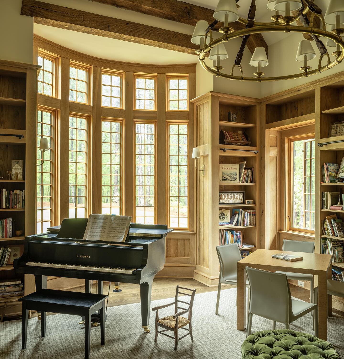 A study/library full of natural light, for a family who uses this space well.
.
.
Architect: @carlislemoorearchitects 
Designer: @lynnallendesign 
Contractor: @tcc_contractors 
Photography: @landinophoto 
.
.
#architecture #residentialdesign #archite