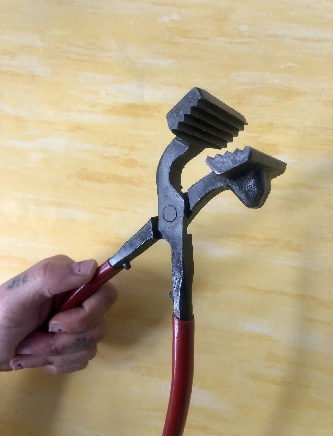 Canvas Crimping Tool
