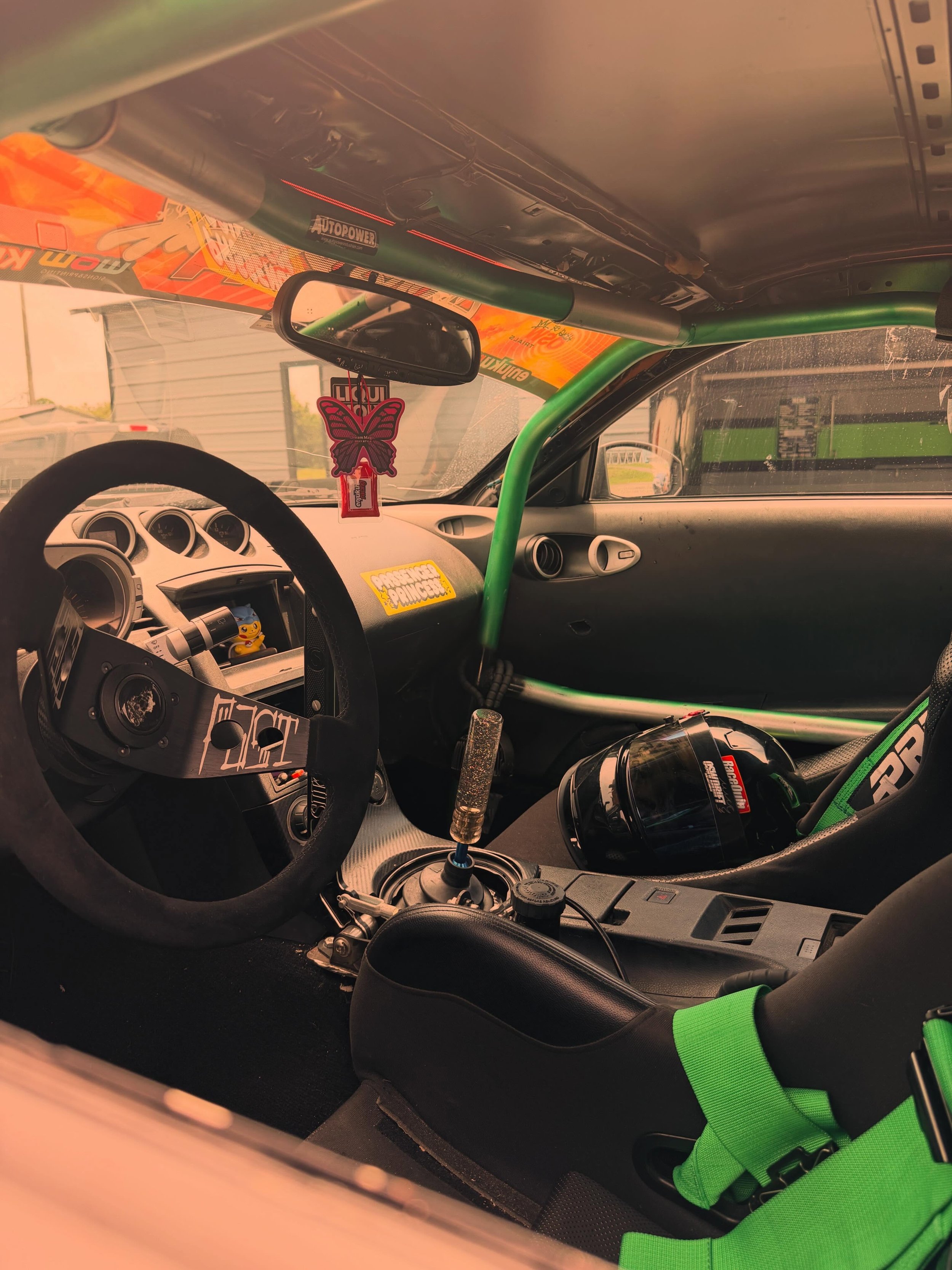 Clocked out. Buckled in. Let&rsquo;s get it, boys! #HoldFastUSA 

pc: @z33.j0