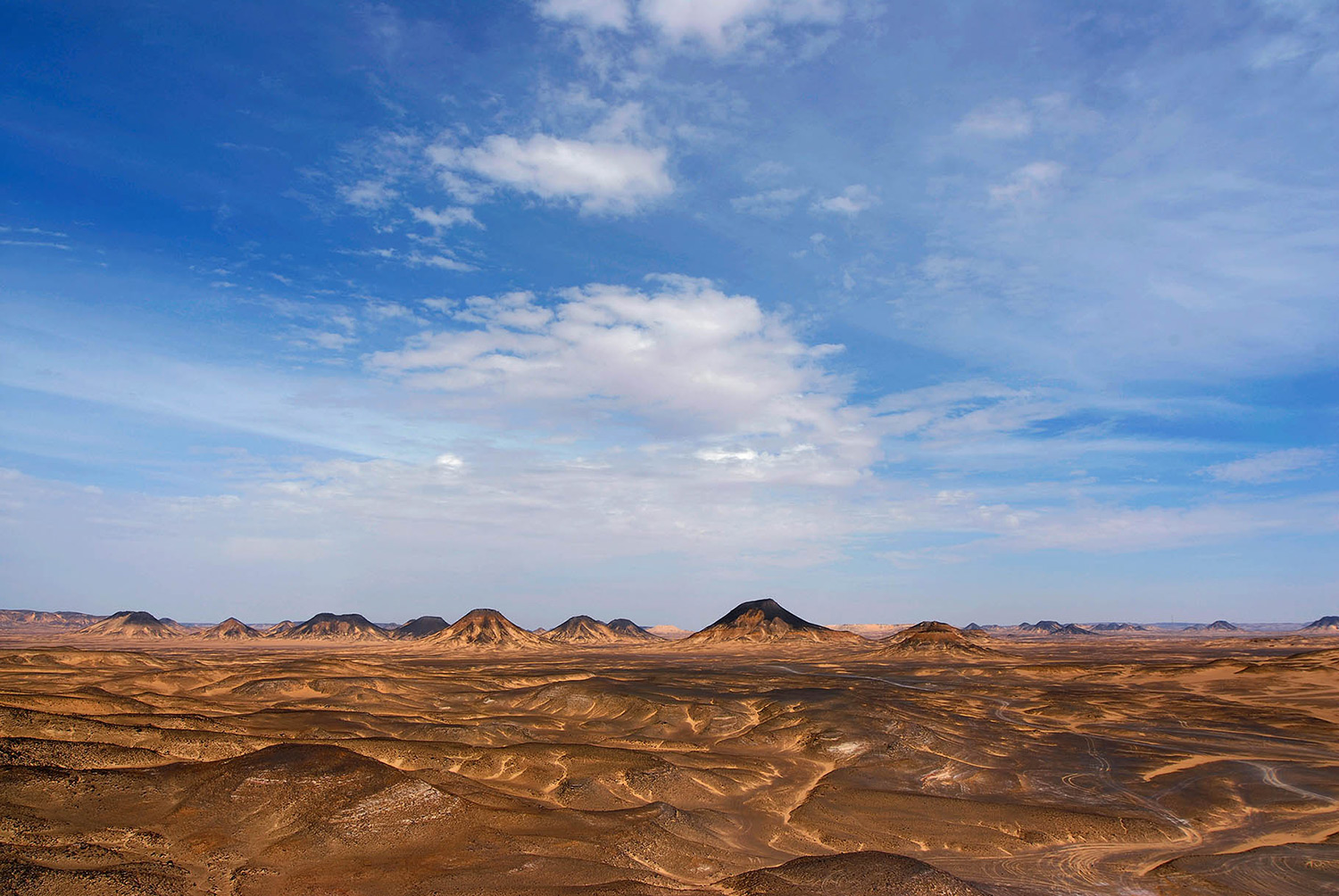 001_007-Egypt,-Black-Desert.jpg