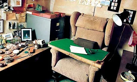 Roald Dahl Photograph by Eamonn McCabe.jpg