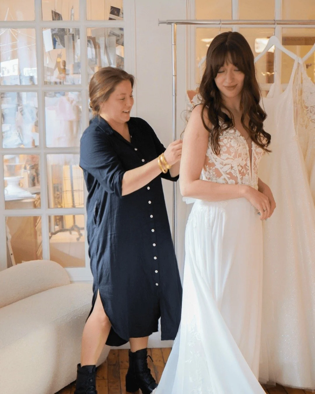 THERE'S NO &quot;I&quot; IN W.E. ❤️✨

Wedding season has been in full swing, and so is our appointment book! 📅💍

We&rsquo;re beyond grateful for our incredible team who keeps everything running smoothly, even on the busiest days.

From zipping up g