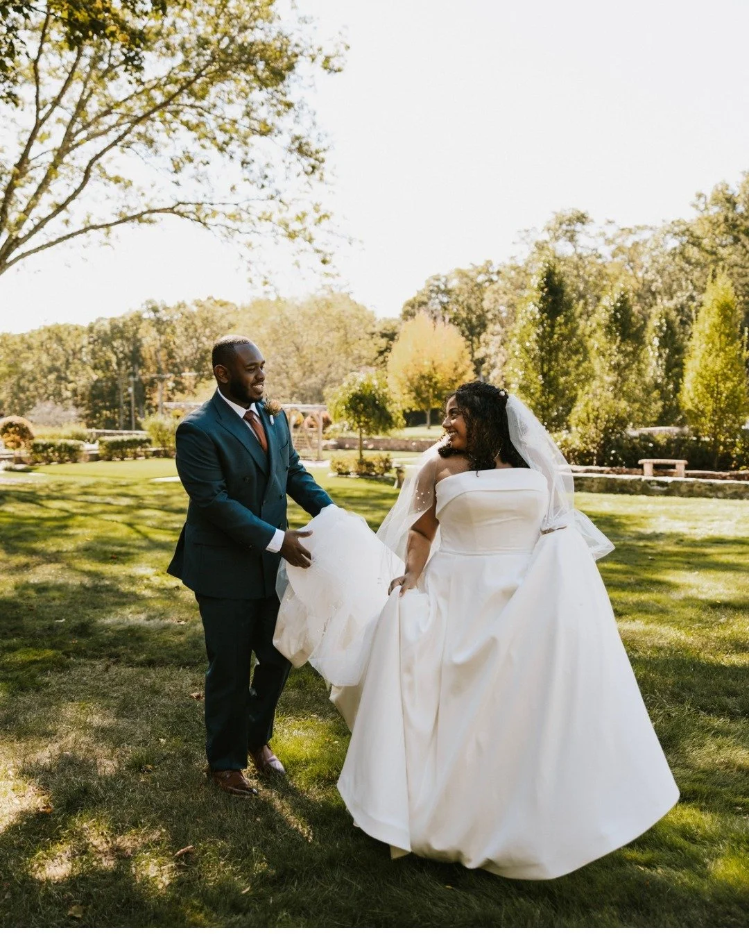 Sunday status: daydreaming of @ivyjackson's wedding day 💍 🤍 

Ivy was perfection in this clean and classic bridal look!

Each moment from her big day reminds us why we do what we do: helping brides shine! 💖

Is this your bridal vibe? Comment YES f
