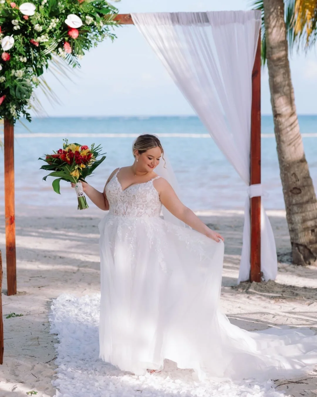 Yes, you can say &ldquo;I do&rdquo; in paradise with your dream dress. 🌴

We meet so many brides who worry about how their gown will make the trip, but that&rsquo;s where we come in.

Our team handles the packing process so you don&rsquo;t have to s