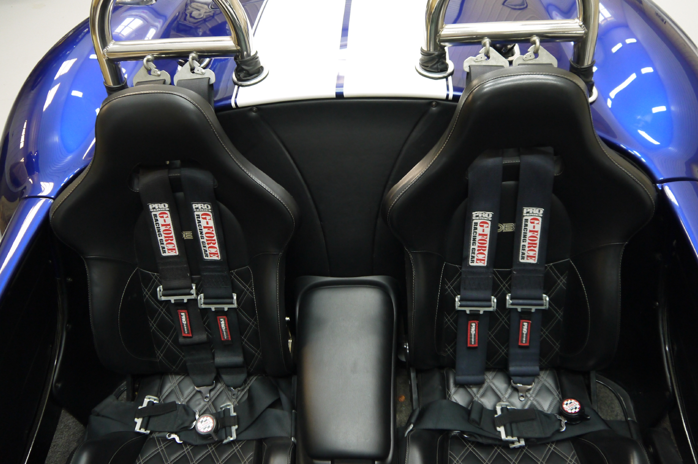 FiiBlue - seats.jpg