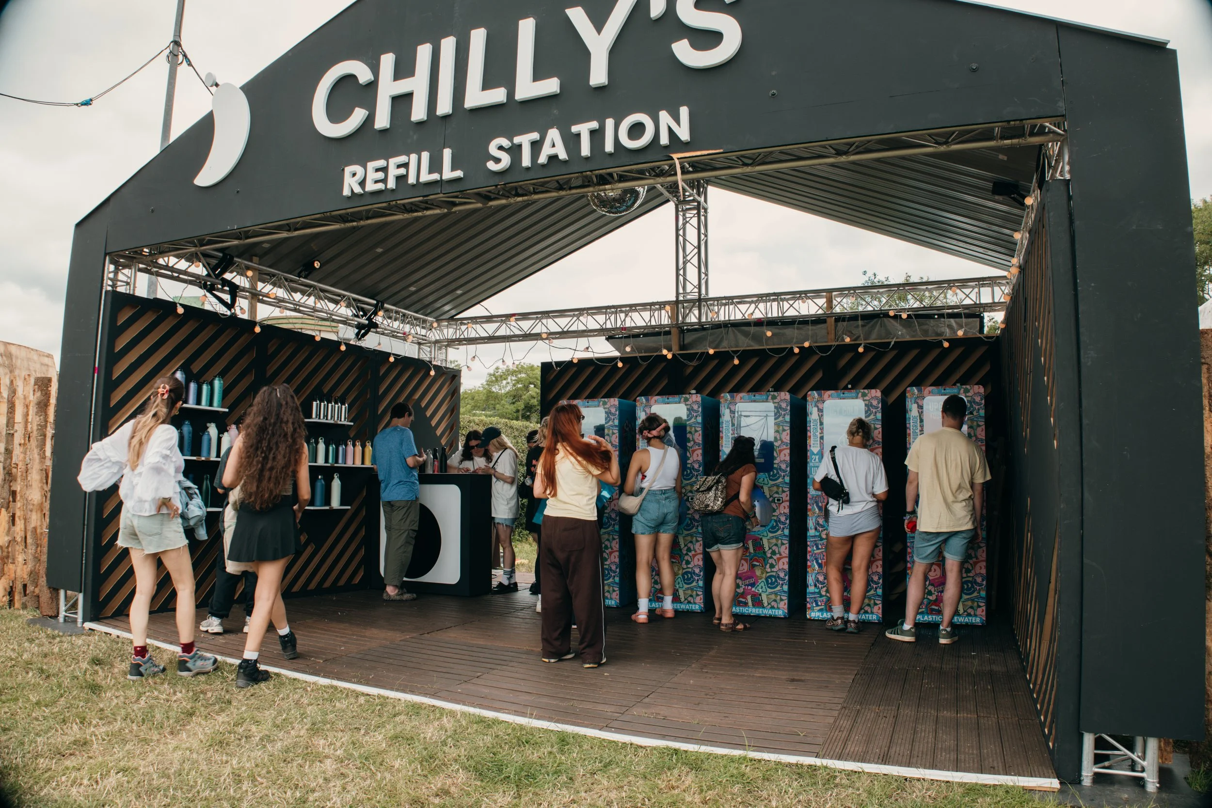 GlastonburyXChillys_2025_0-10.jpg