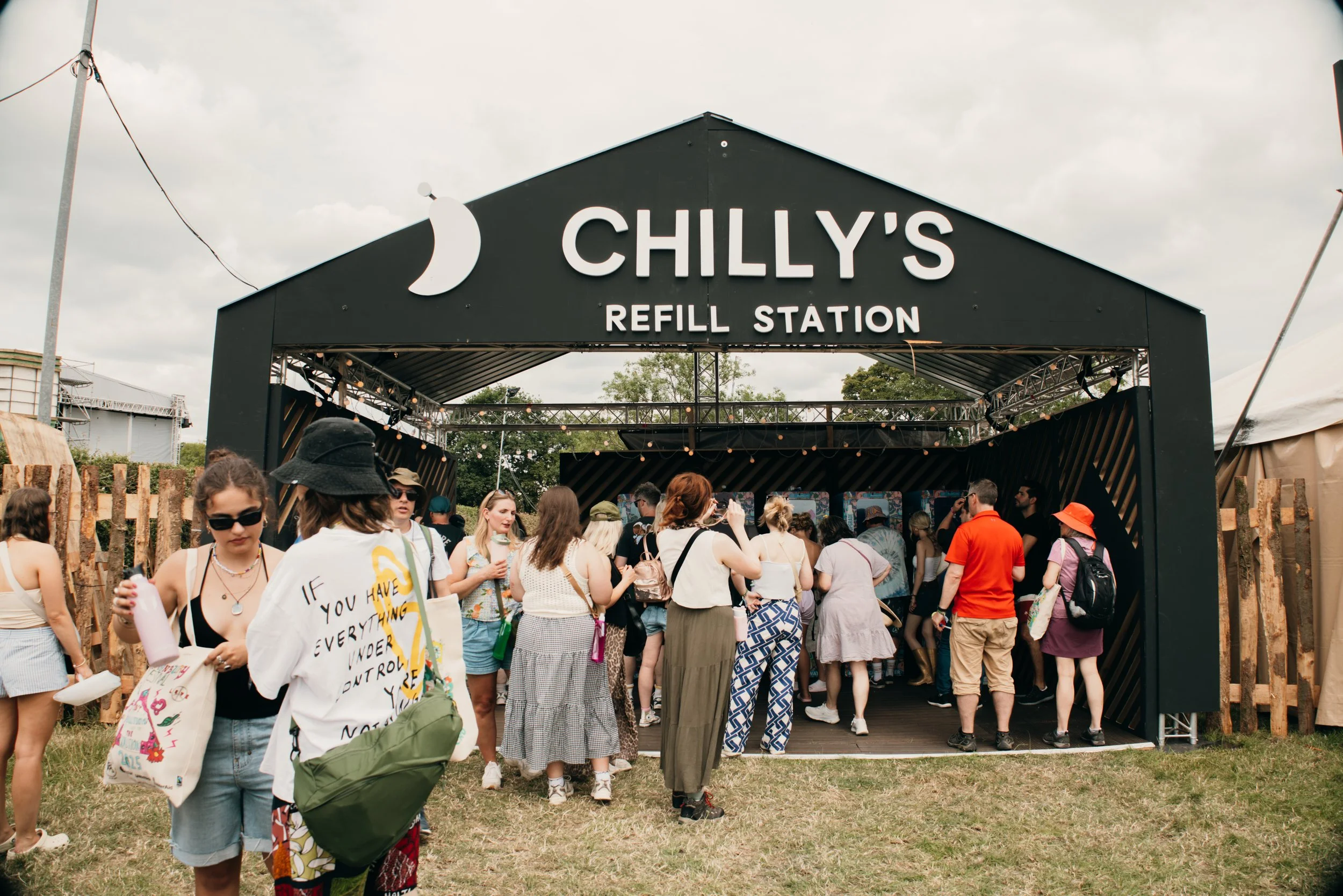 GlastonburyXChillys_2025_0-16.jpg