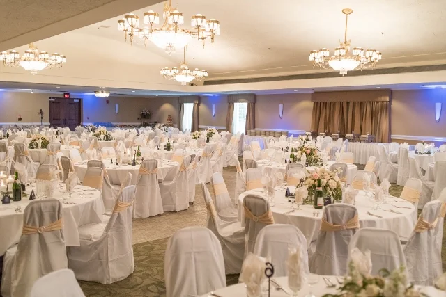 04.14.18_wedding_thomas_julie.tran_2294 (640x427).jpg