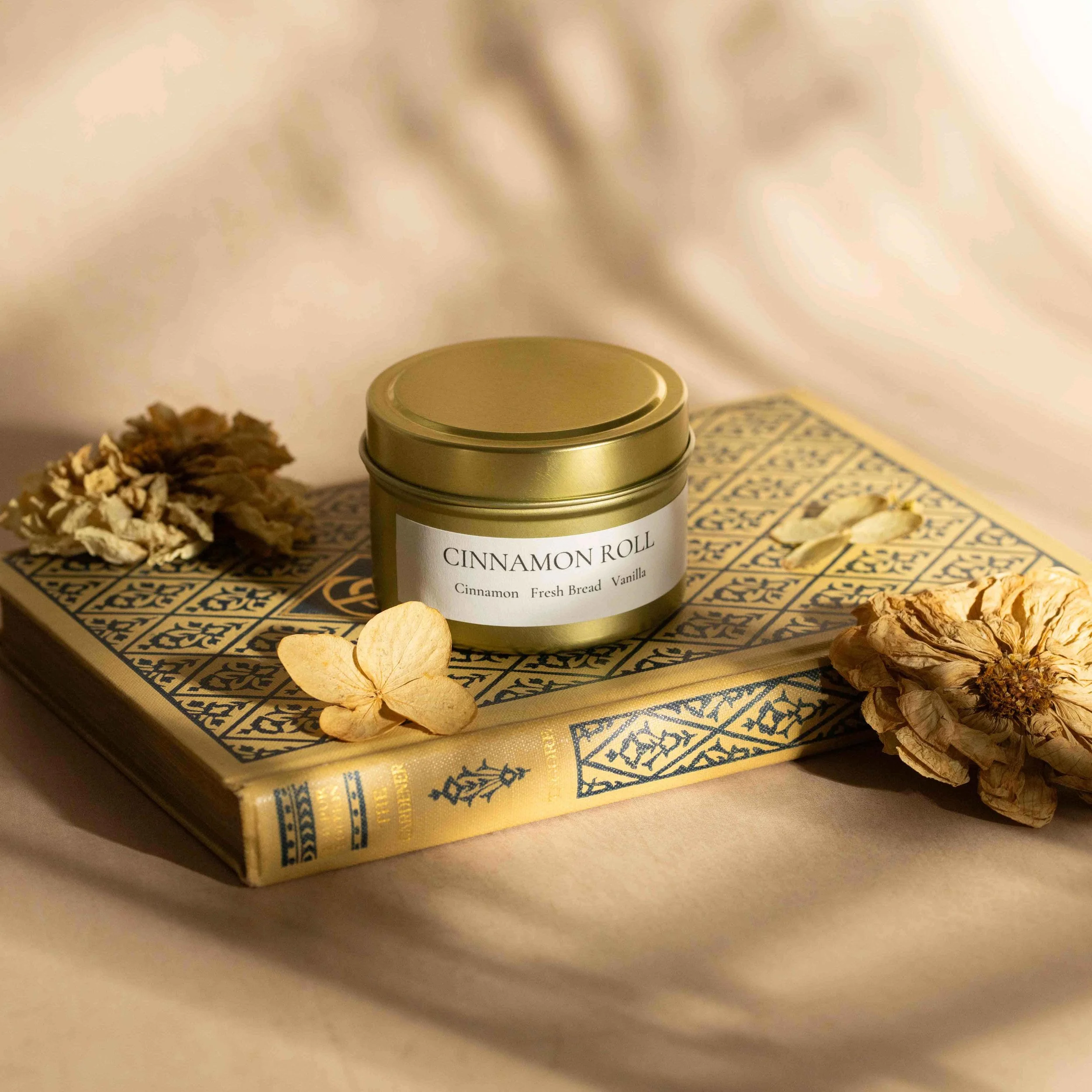 Cinnamon RollYesAnd Candles 008.jpg