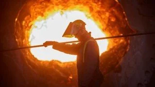 UK steel jobs under threat: Ministers are now in urgent talks with the EU and US about creating a joint tariff bloc to defend British industry. With global oversupply: mainly driven by China: government officials say tariffs are “essential to s