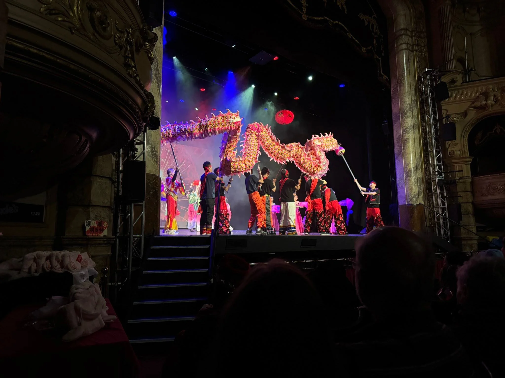 Loving the show - Portsmouth celebrates the Chinese 🇨🇳 New Year - the Year of the Horse with a spectacular display at our beautiful Kings Theatre. A huge thank you to Albert Choi for the invitation.