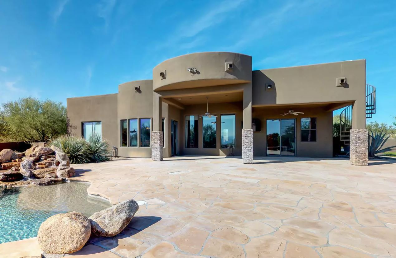 patio.JPG