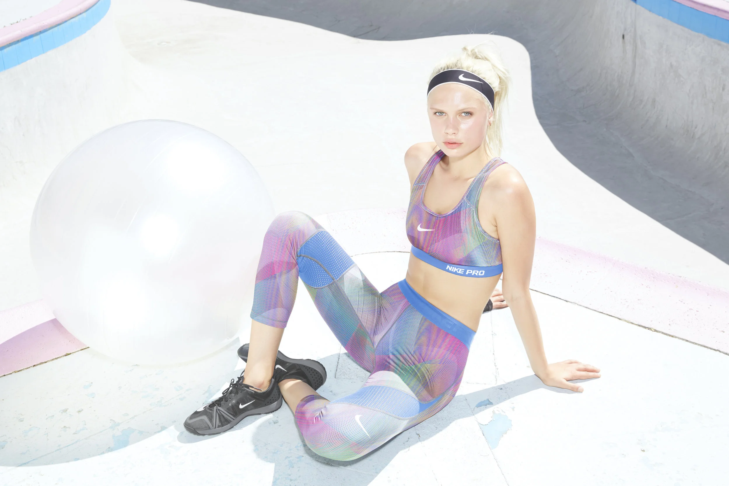 PHOTO RETOUCH / NIKE WOMEN'S TRAINING SU16 LOOKBOOK