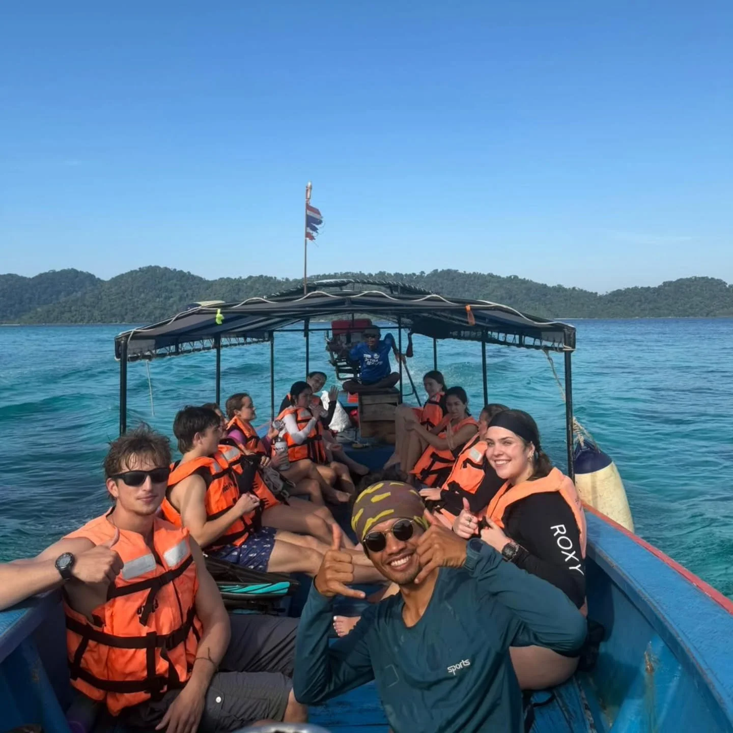 New update from our team in Thailand! 

Students have started studying and identifying new fish species from their daily snorkels around the archipelago. 

We're so excited to see what they find!
