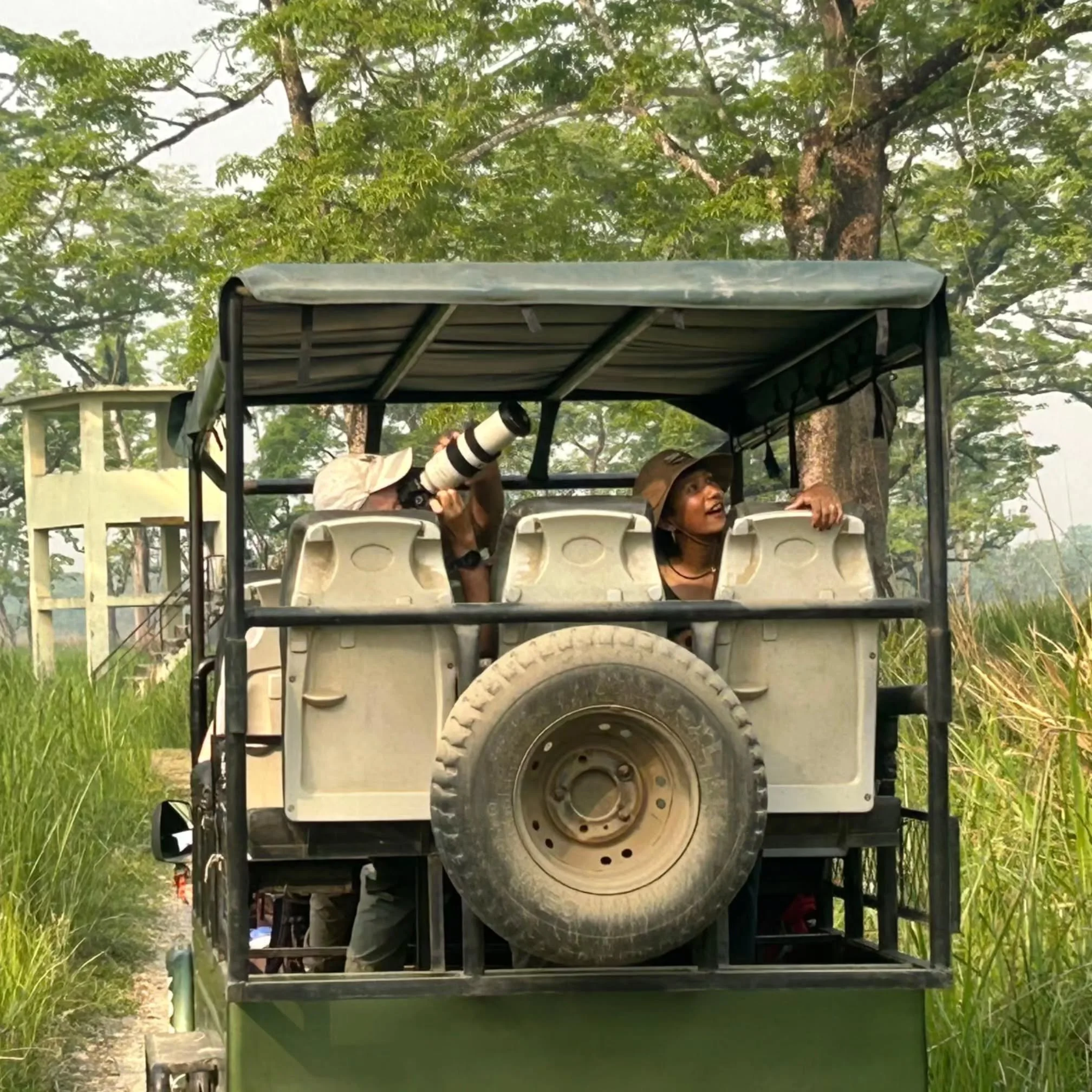 Our first program update from our team in Nepal (plus spaces remain in our fall program)!

Upon arrival in Kathmandu, students participated in cultural programs and got a chance to view the city before heading out to Chitwan National Park. Here, stud