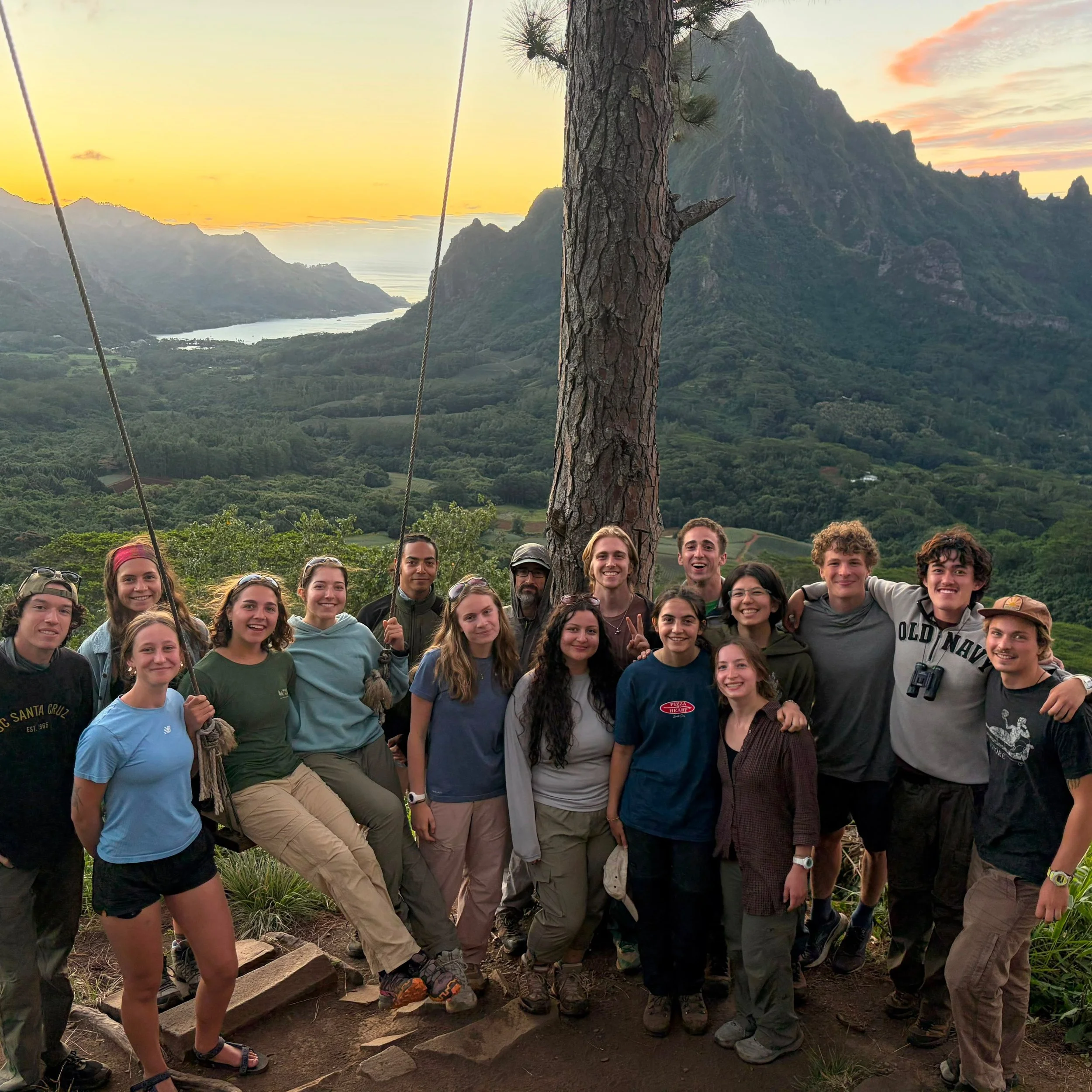 Hey Wildlands Alumni!

Know a friend or classmate looking for a field study opportunity? Share your Wildlands experience with them and have them join one of our information sessions! Tag a friend in the comments or share this post with them.

We stil