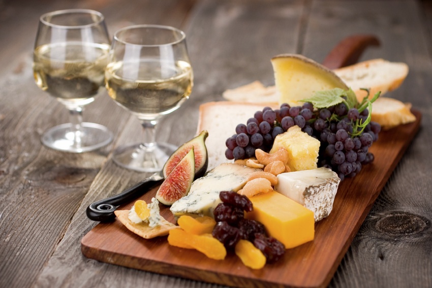 Wine-cheese-fruit-pairings.jpg