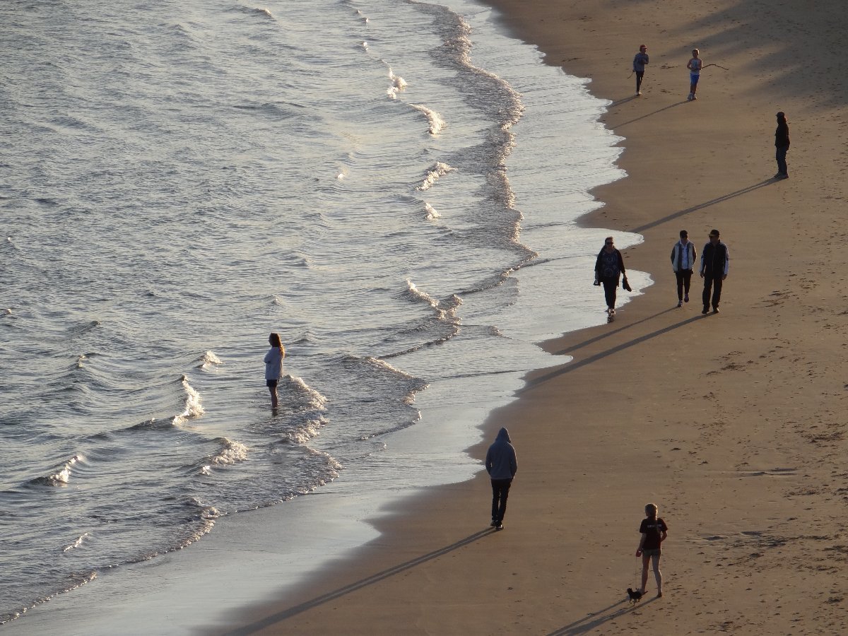 beachscene.jpg