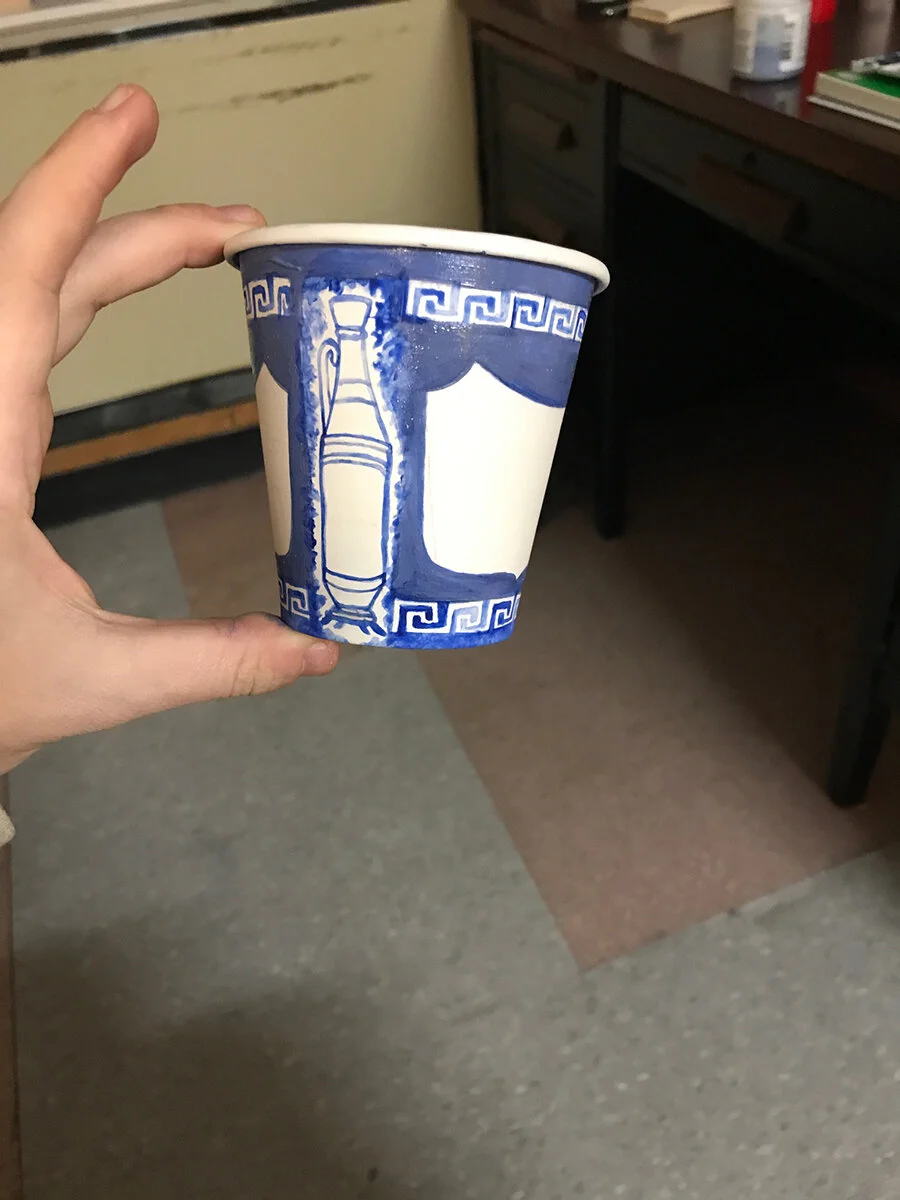 These are progress shots of my replica Anthora cup. I wasn’t able to find any online (at least not under 50pcs.) and I had half a mind to call up my brother or a friend or two in NYC to ask if they could find and send me one in the mail. But I didn’…