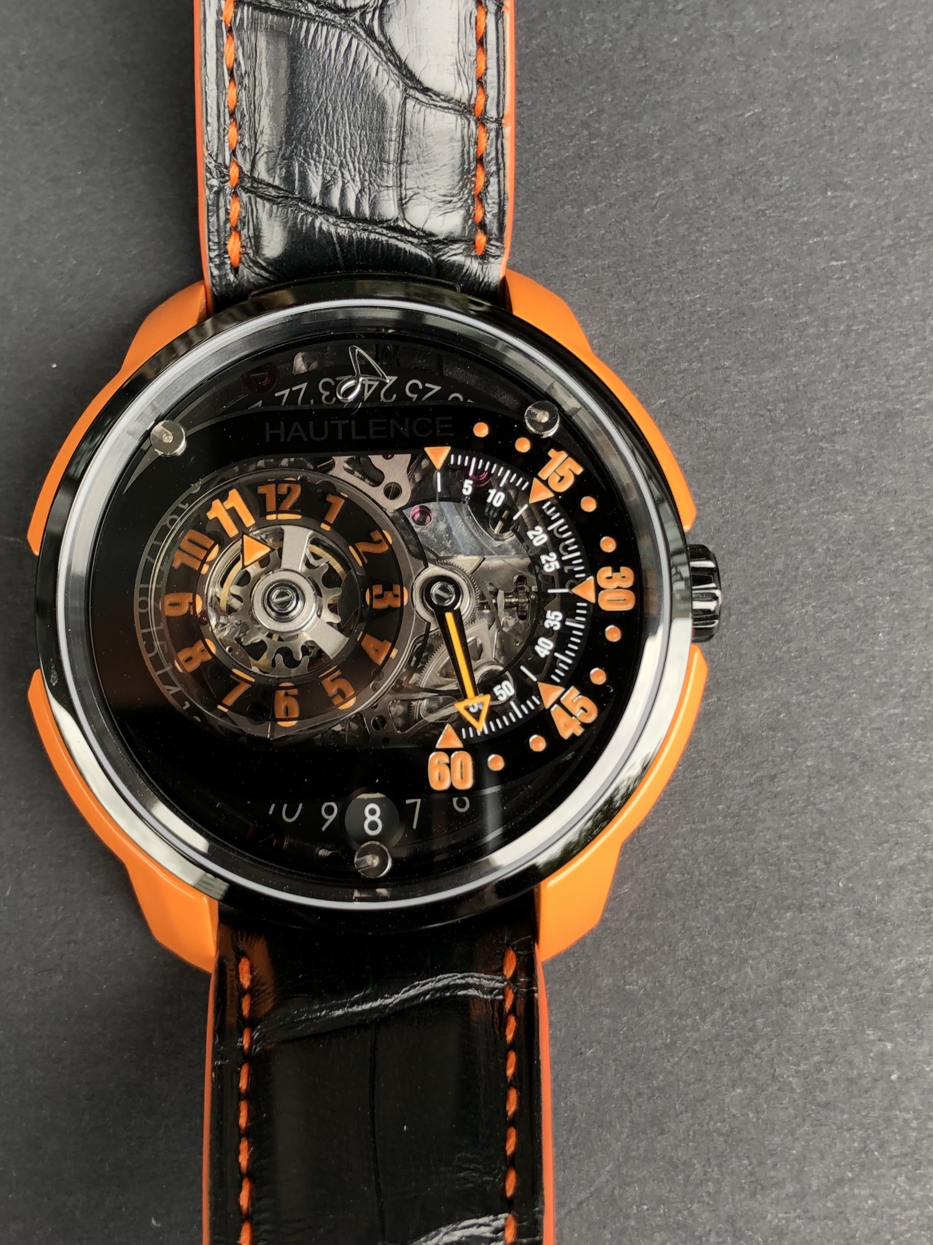 Hautlence HLRQ-05 (1).jpg