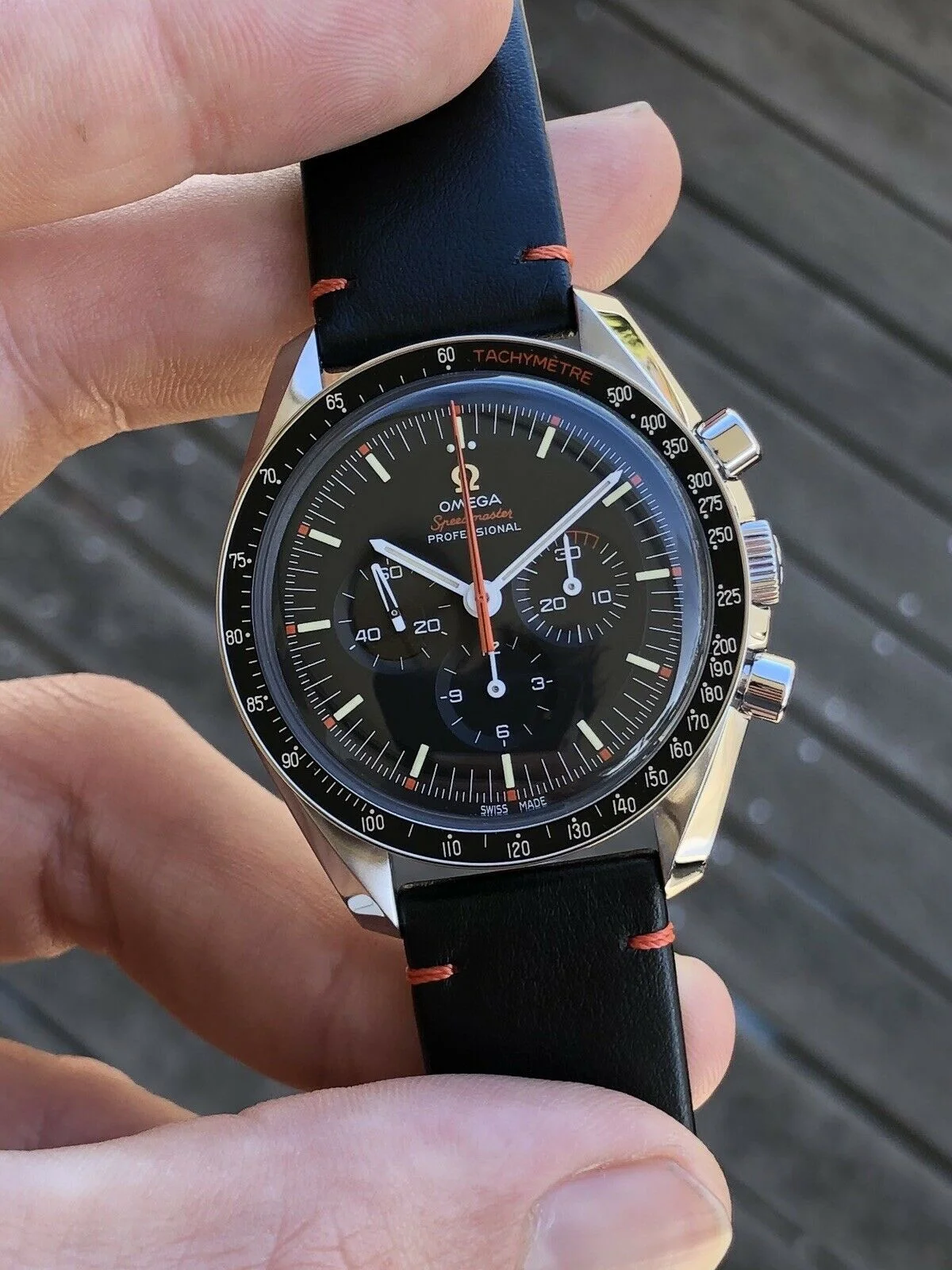 Omega Speedmaster Ultraman leather Watch Vault (9).jpg