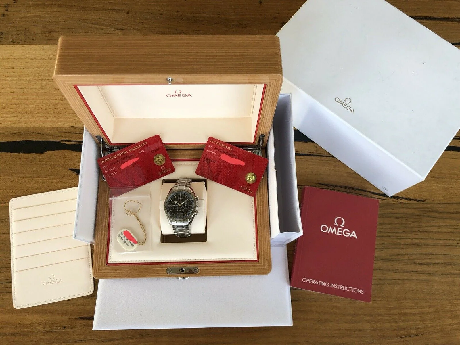 Omega Speedmaster Broad Arrow 1957 Co-Axial 321.10.42.50.01.001 - Brand new (11).jpg