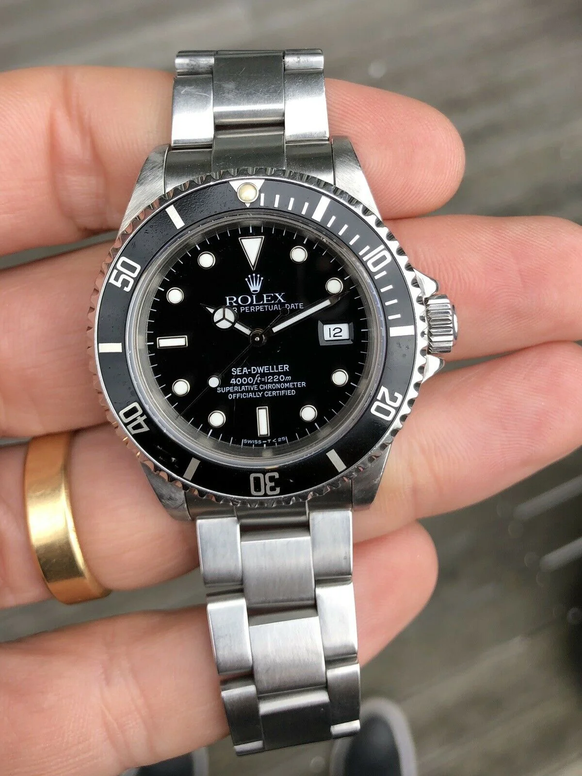Rolex Sea-Dweller 16600 - 1991 (10).jpg