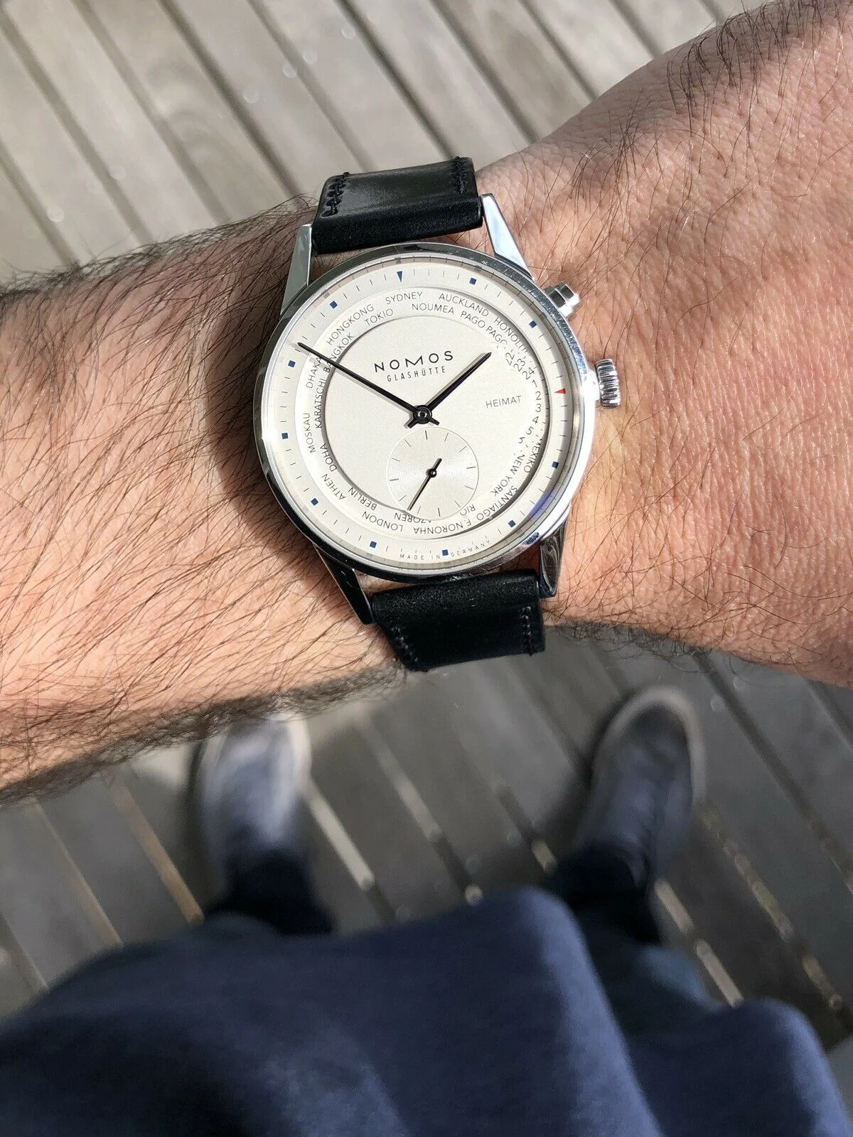 Nomos Zurich Weltzeit World Time 805 - 2013 w box and papers (11).jpg