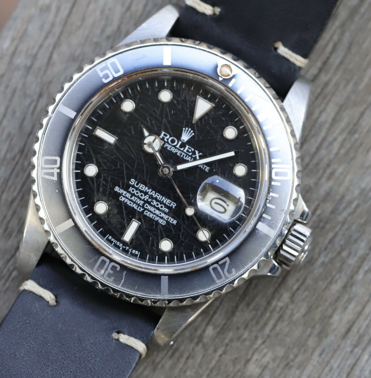 Rolex Submariner 16800 - 1984 Watch Vault 02.jpg
