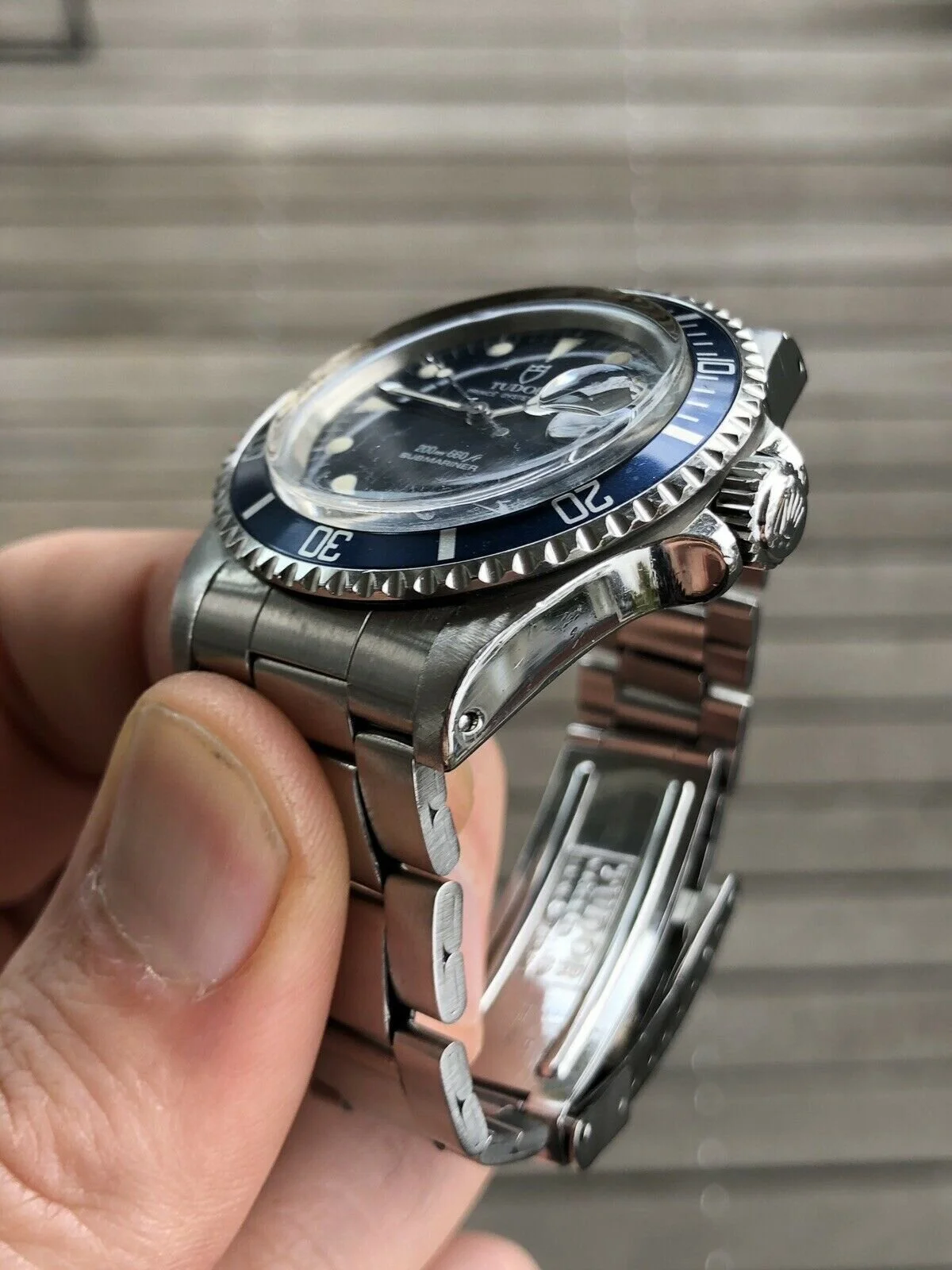 Tudor Submariner 79090 Blue - 1992 Watch Vault 06.jpg
