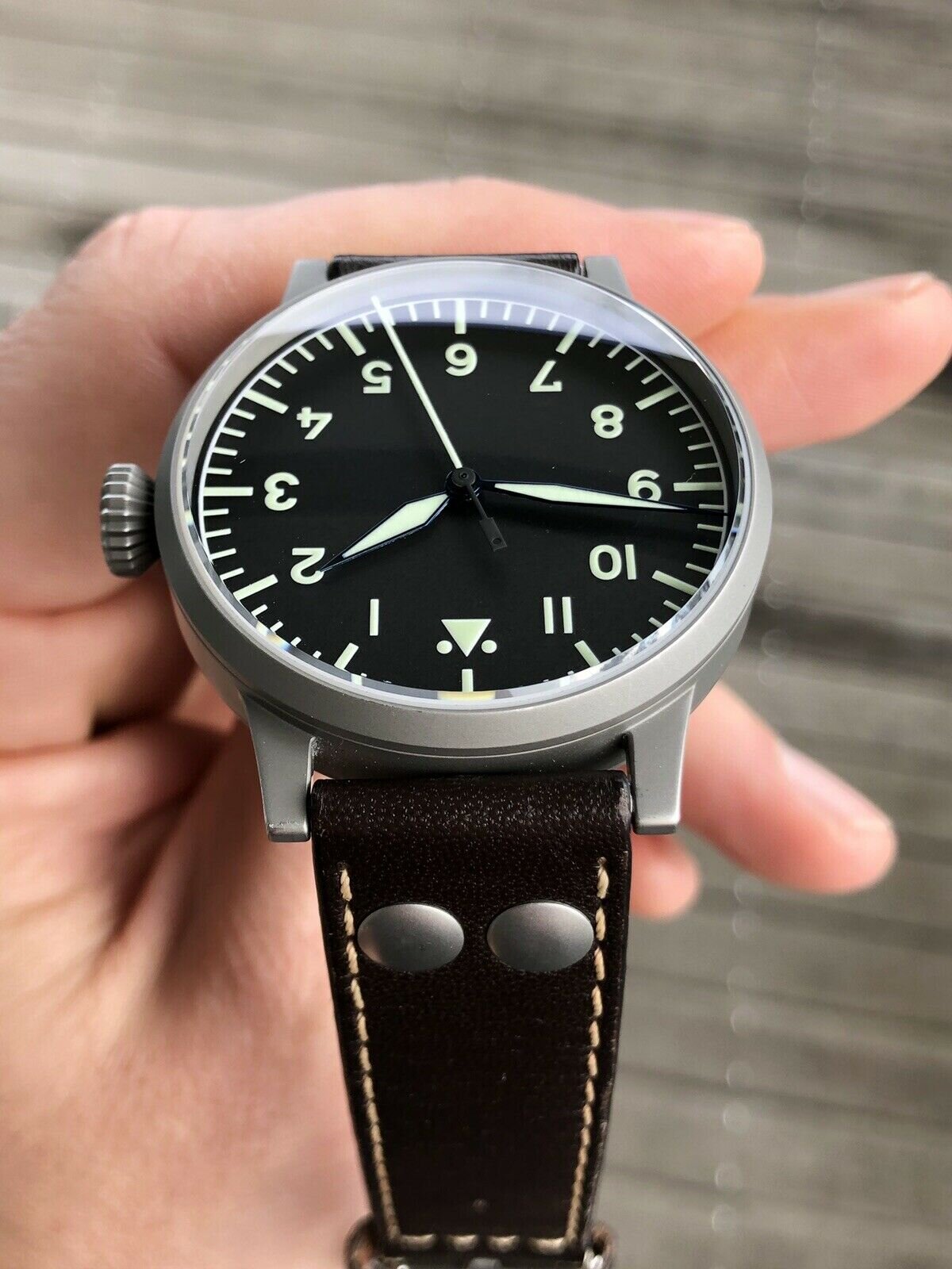 Laco Pilot Watch Munster 42mm Automatic 861748 Watch Vault 08.jpg