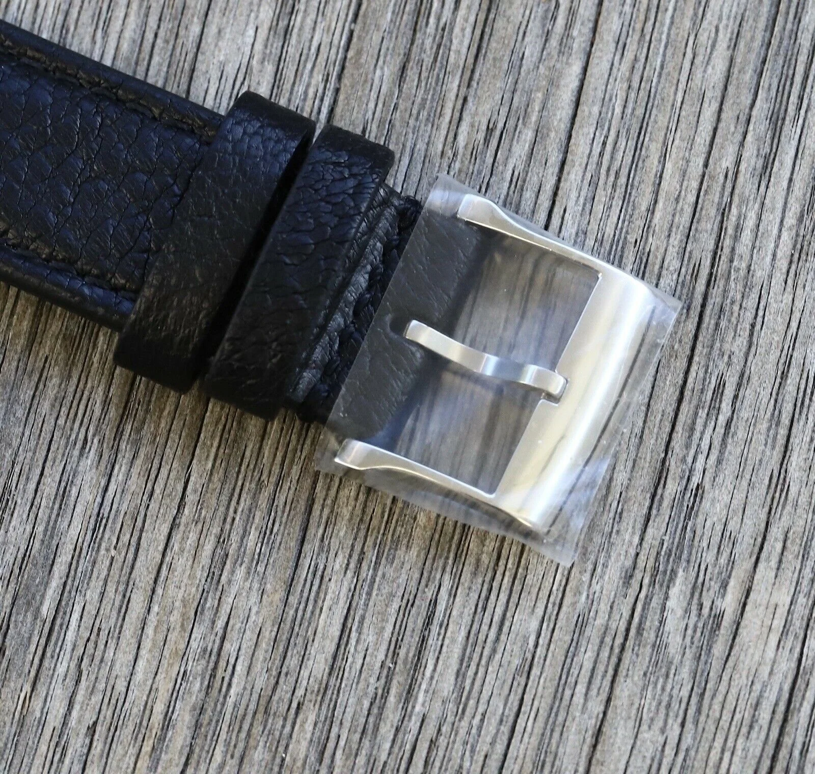 Kurono Tokyo Chronograph 2 - 2021 Watch Vault 09.jpg