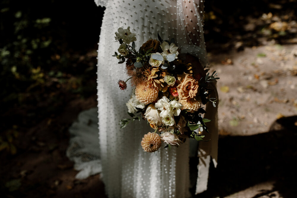 FLORAPINEPHOTOGRAPHY_LOGANANDSOPHIE_WEDDINGPREVIEW-60.jpg