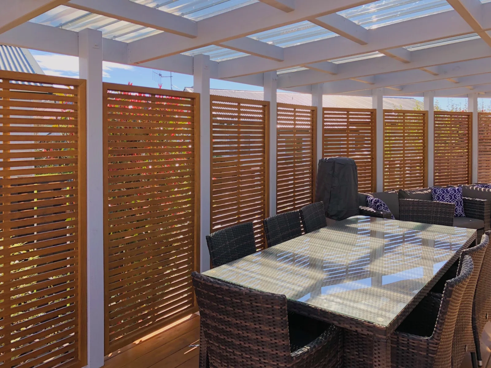 oriental-trellis-stained-deck-privacy-panels.jpg