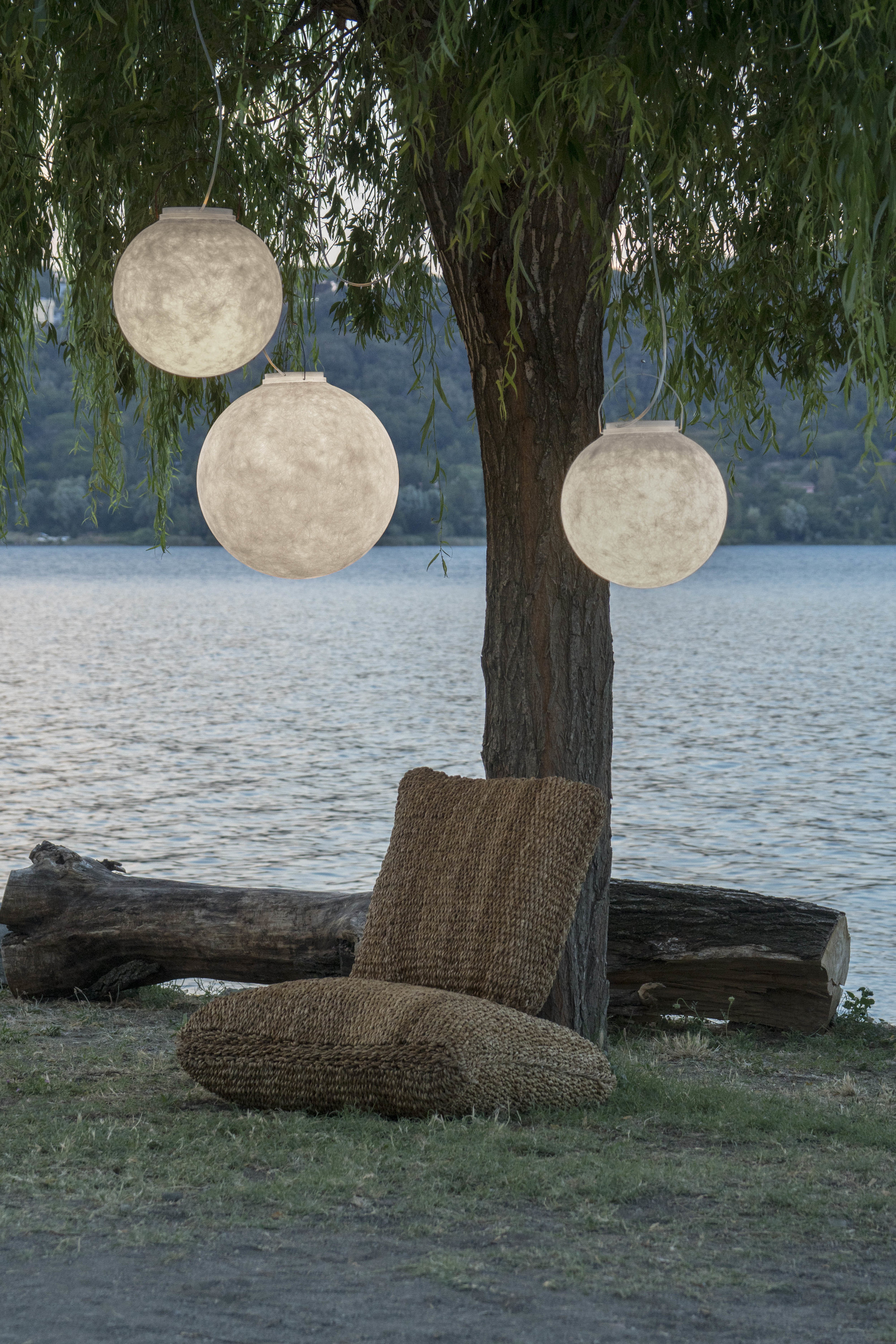 Moon lanterns