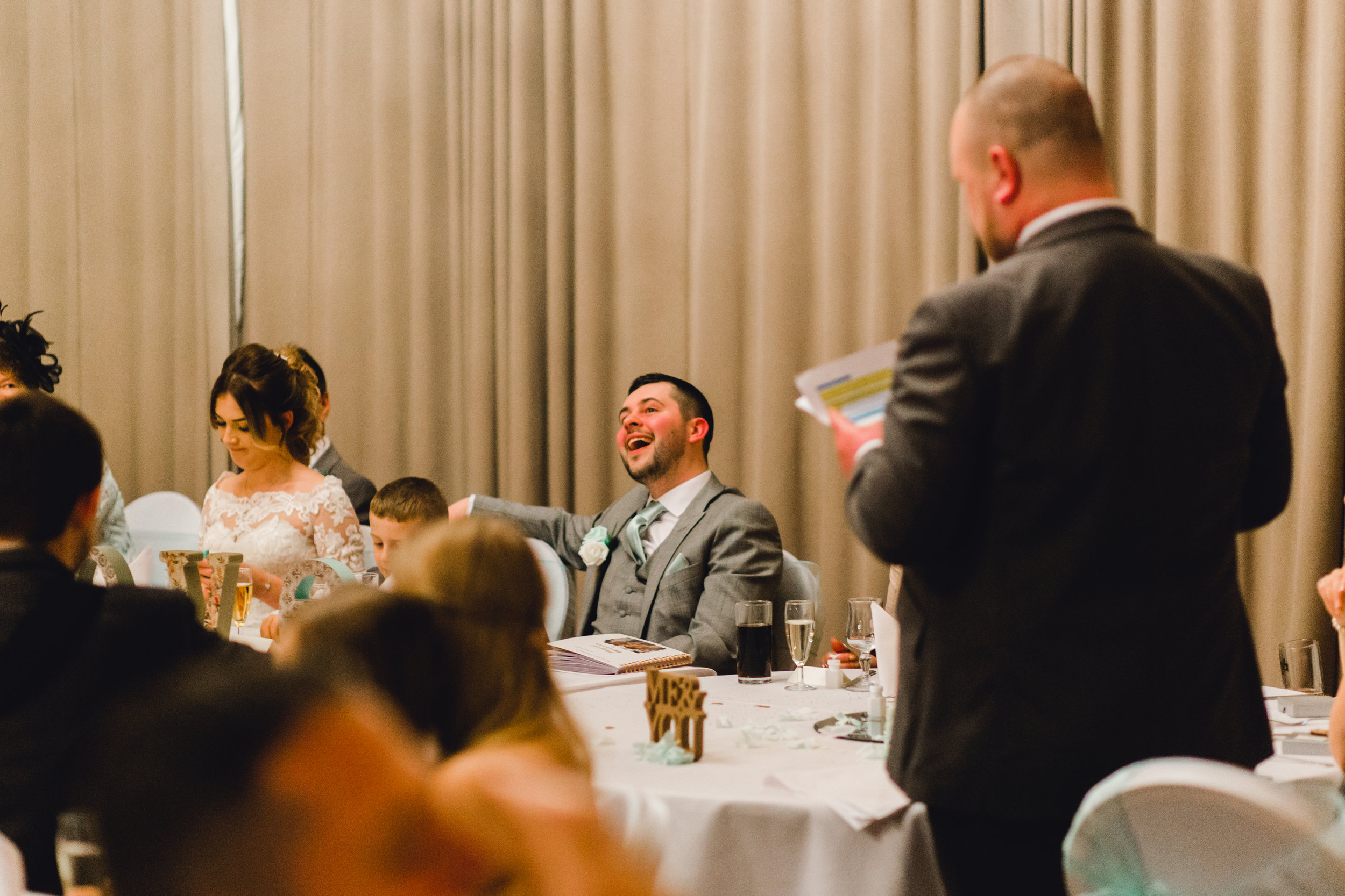 embarrassing stories from the best man during wedding speeches