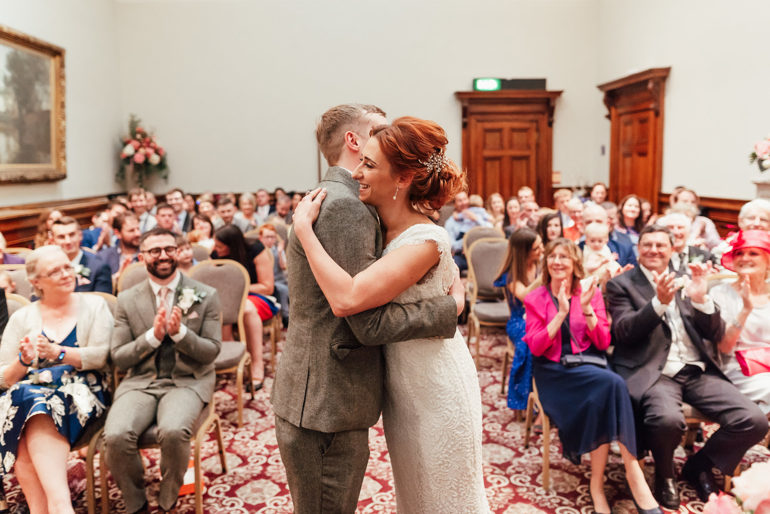 st-georges-hall-liverpool-wedding-105.jpg