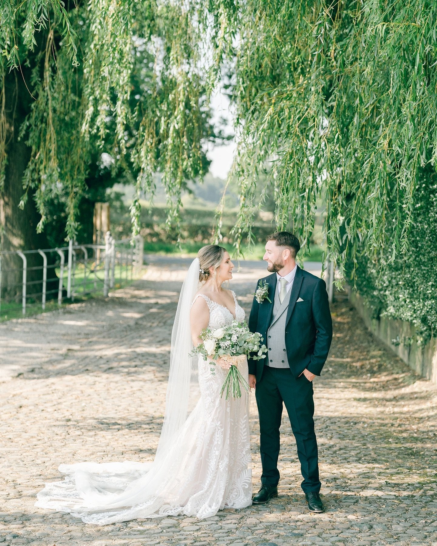 Last year at @stockfarmbarn with S &amp; R ✨

It occurred to me recently that I&rsquo;ve NEVER shared the wonderful @soph_grimshaw &amp; @ry_gshaw&rsquo;s wedding on here 🤯 and I just knew that I had to change that!! 

The most wonderful day! Still 