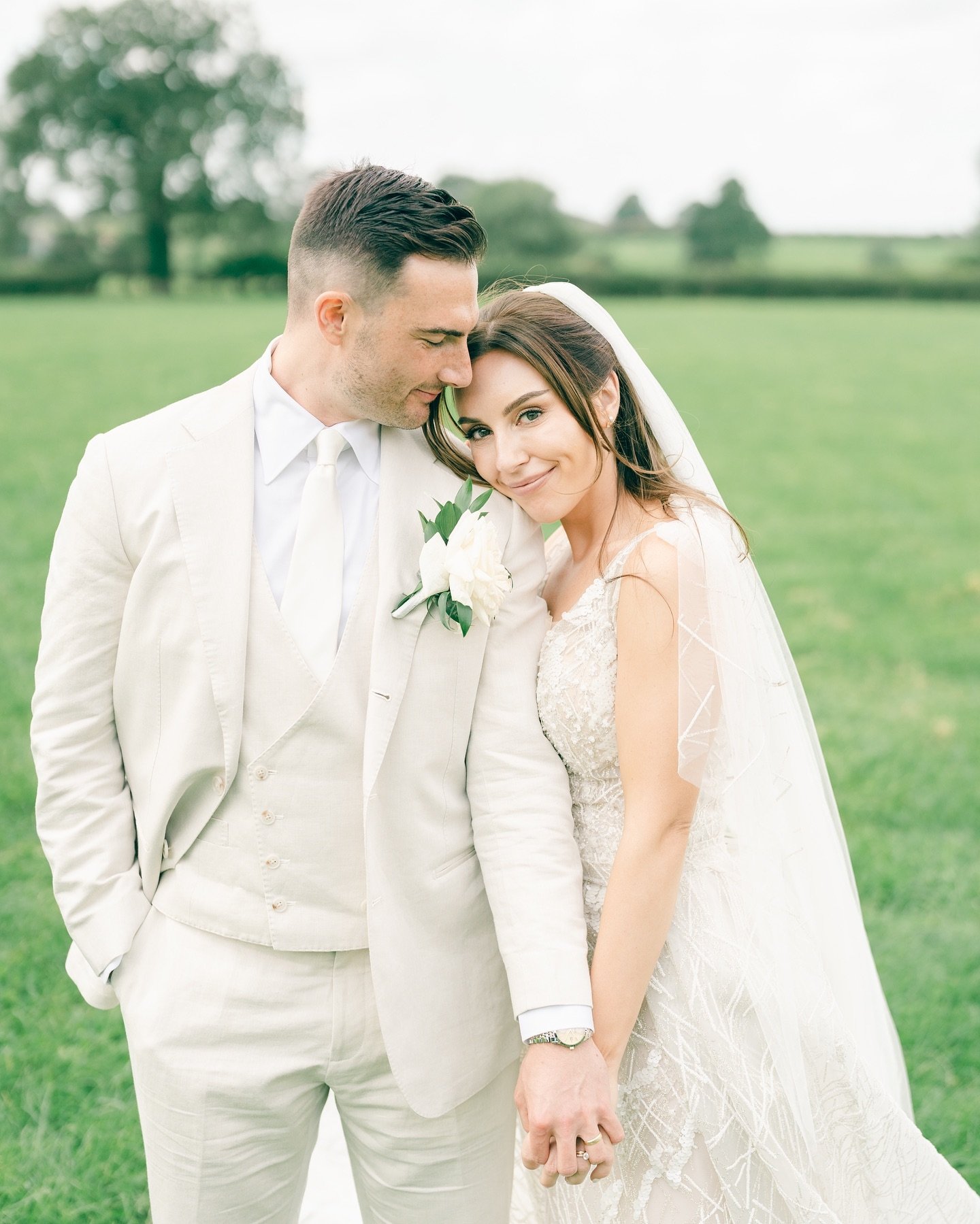 ✨THE CONNOLLY&rsquo;S - 03.08.2024✨
@georgiasym1 &amp; @adam_vc 

Wow! These guys know how to throw a party 🎉💃🏻 with an appearance from @girlsthatmix @girl_on_sax it was non stop all evening! 

What a lovely day for these guys. An ace church weddi
