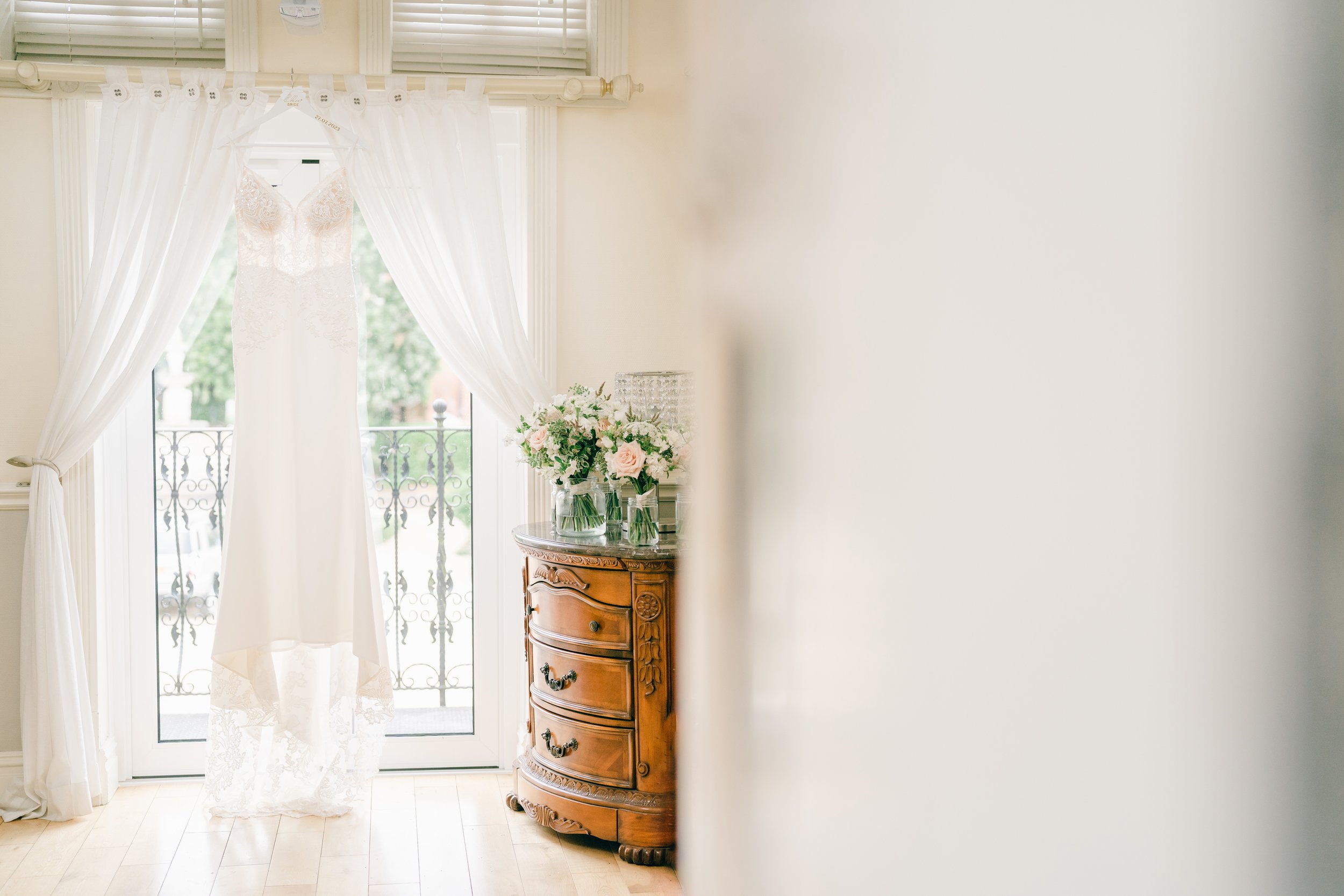 Brin-Chloe-berwick-lodge-wedding-21.jpg
