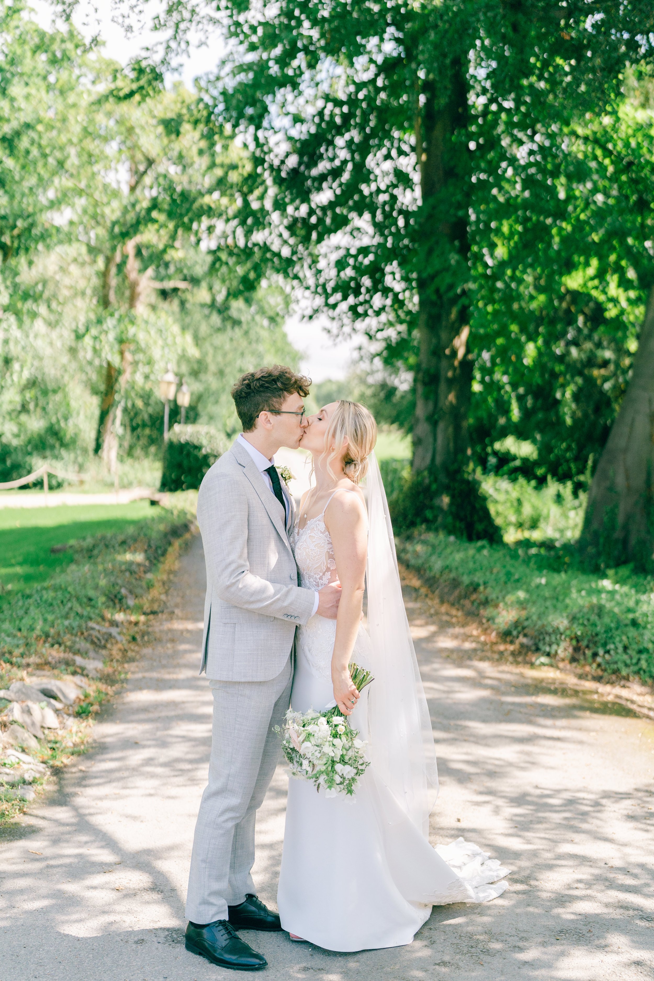 Brin-Chloe-berwick-lodge-wedding-281.jpg