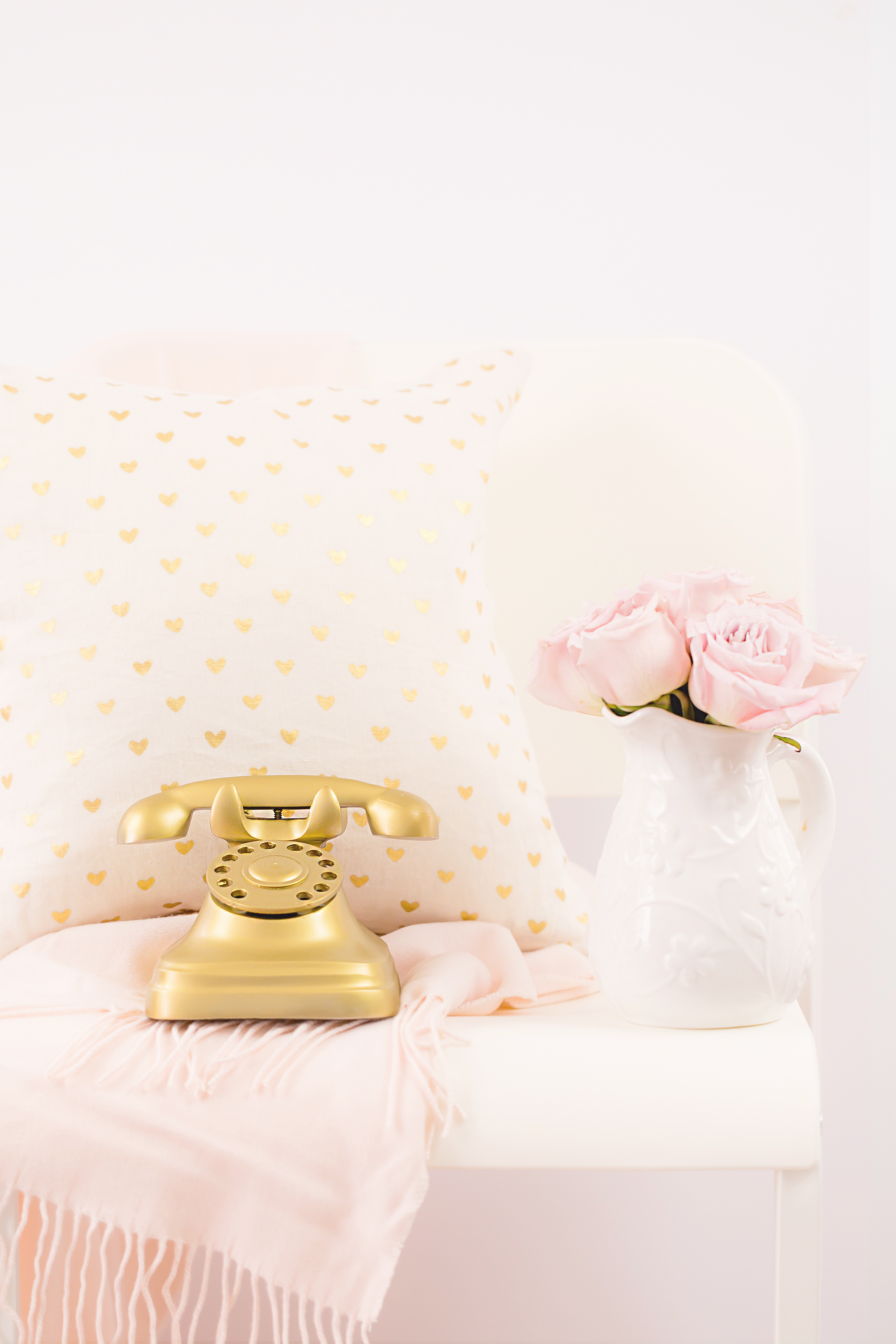 haute-chocolate-styled-stock-photography-spring-2016-la-vie-en-rose-33-final.jpg